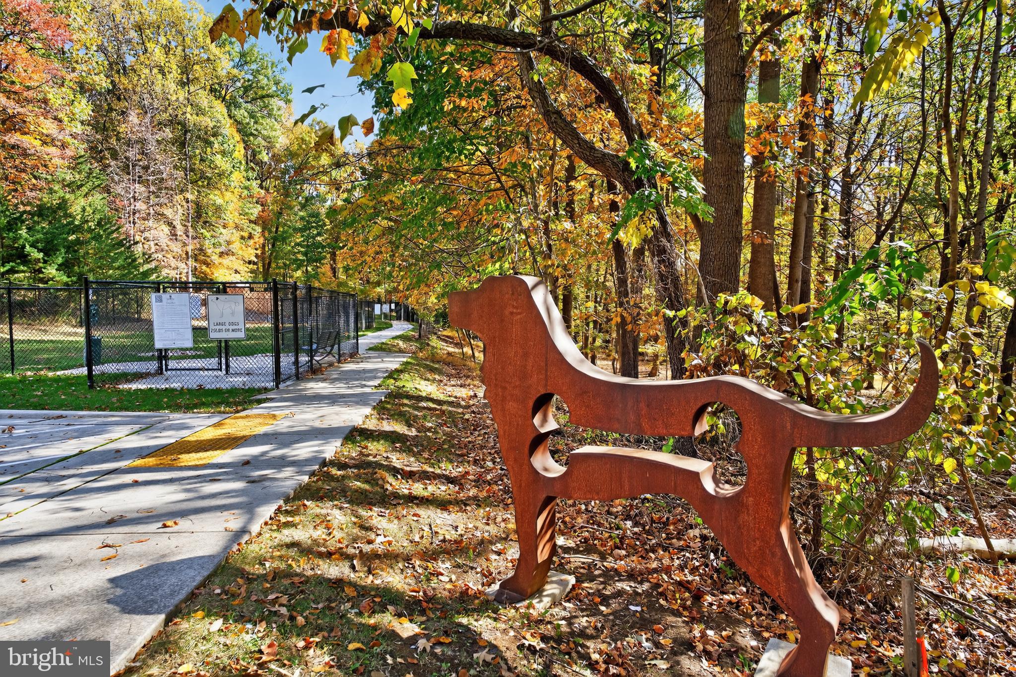 TOWER OAKS - Residential