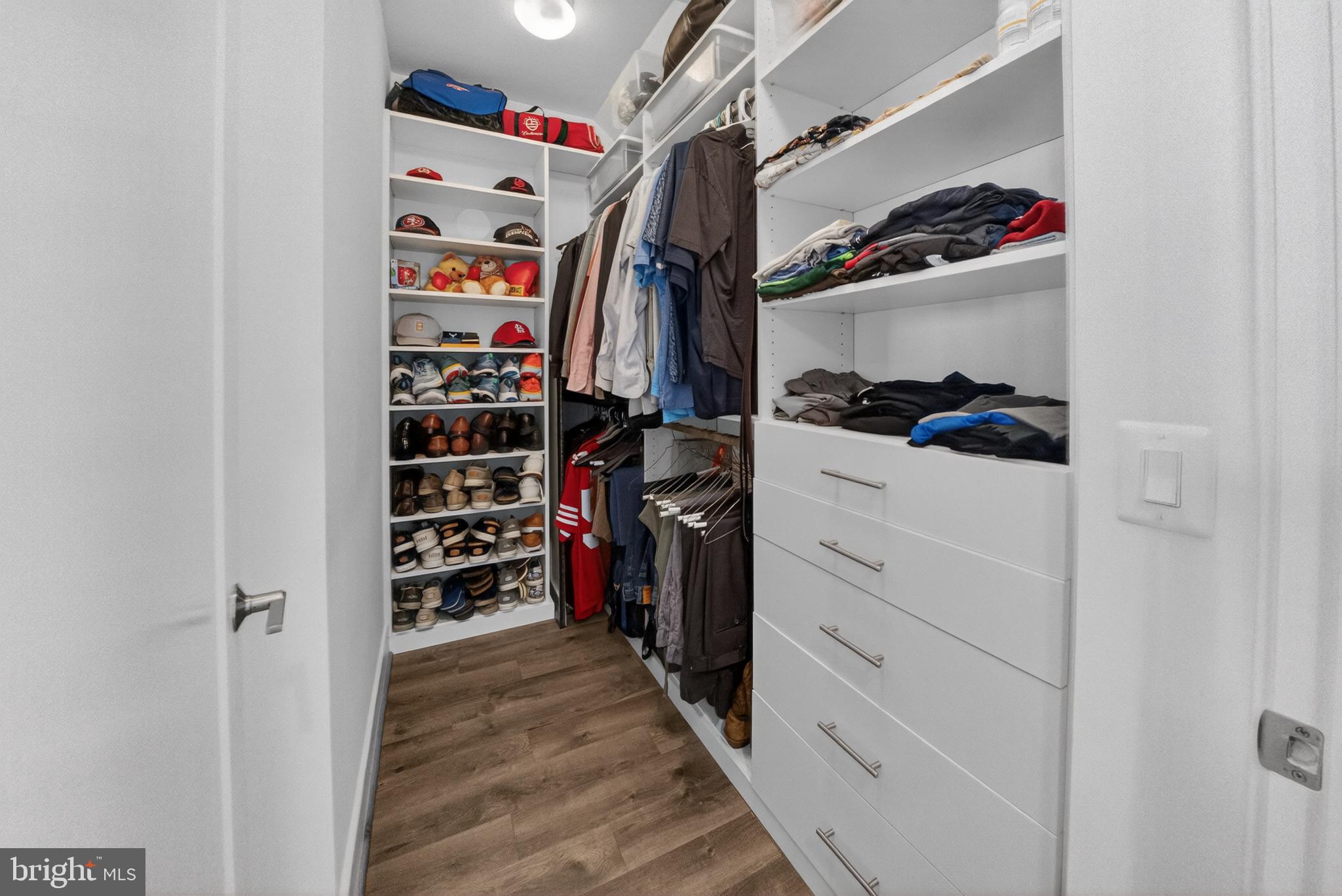 TOWER OAKS - Residential