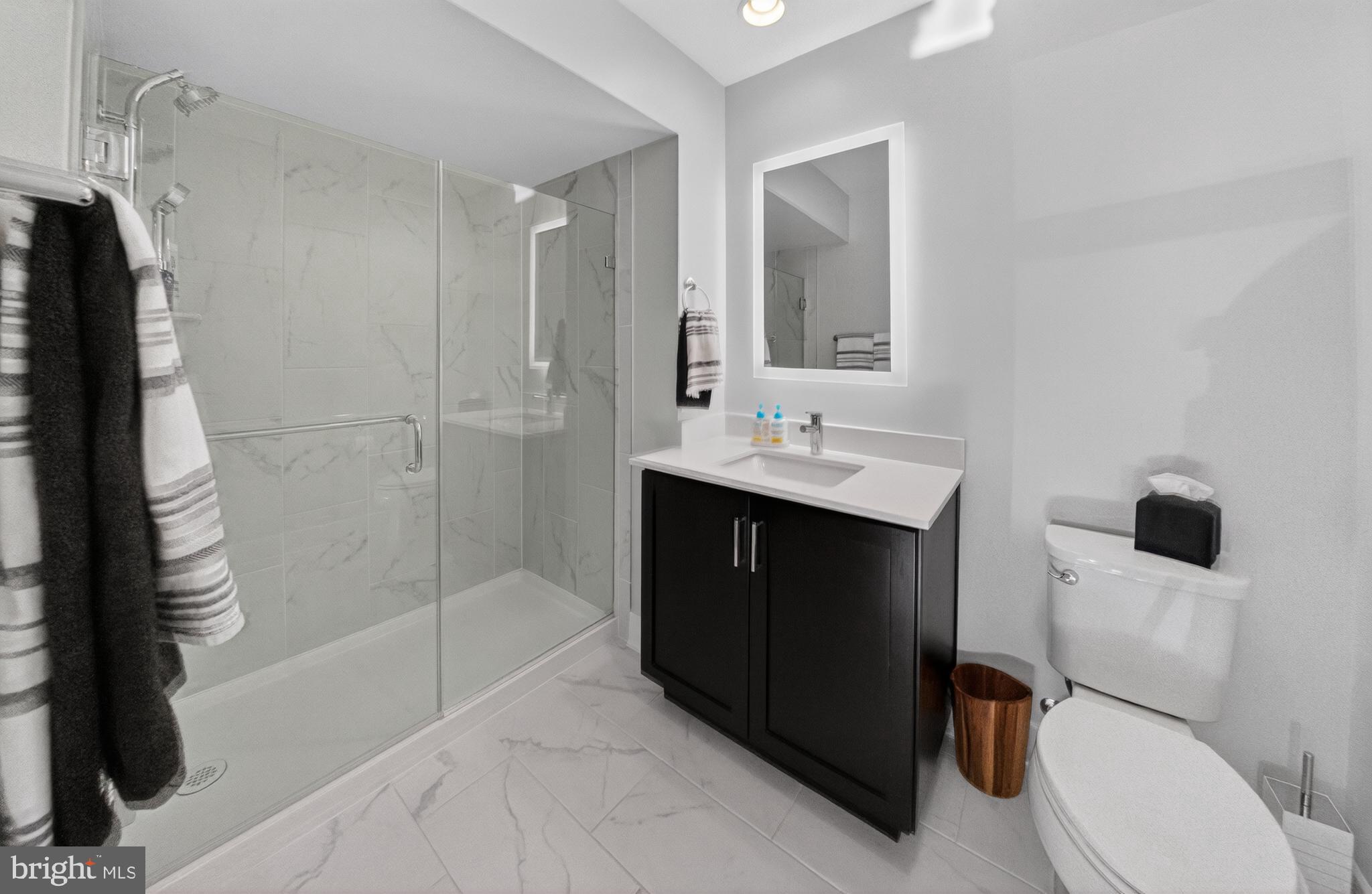 TOWER OAKS - Residential