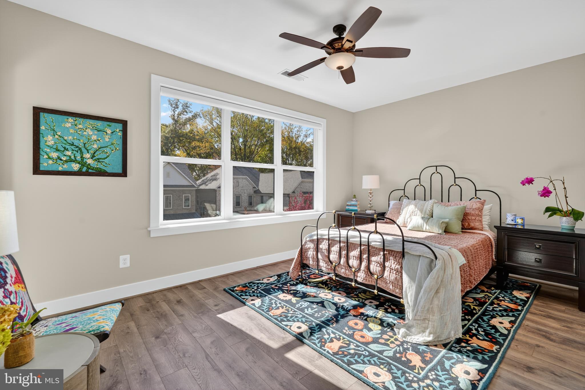 TOWER OAKS - Residential