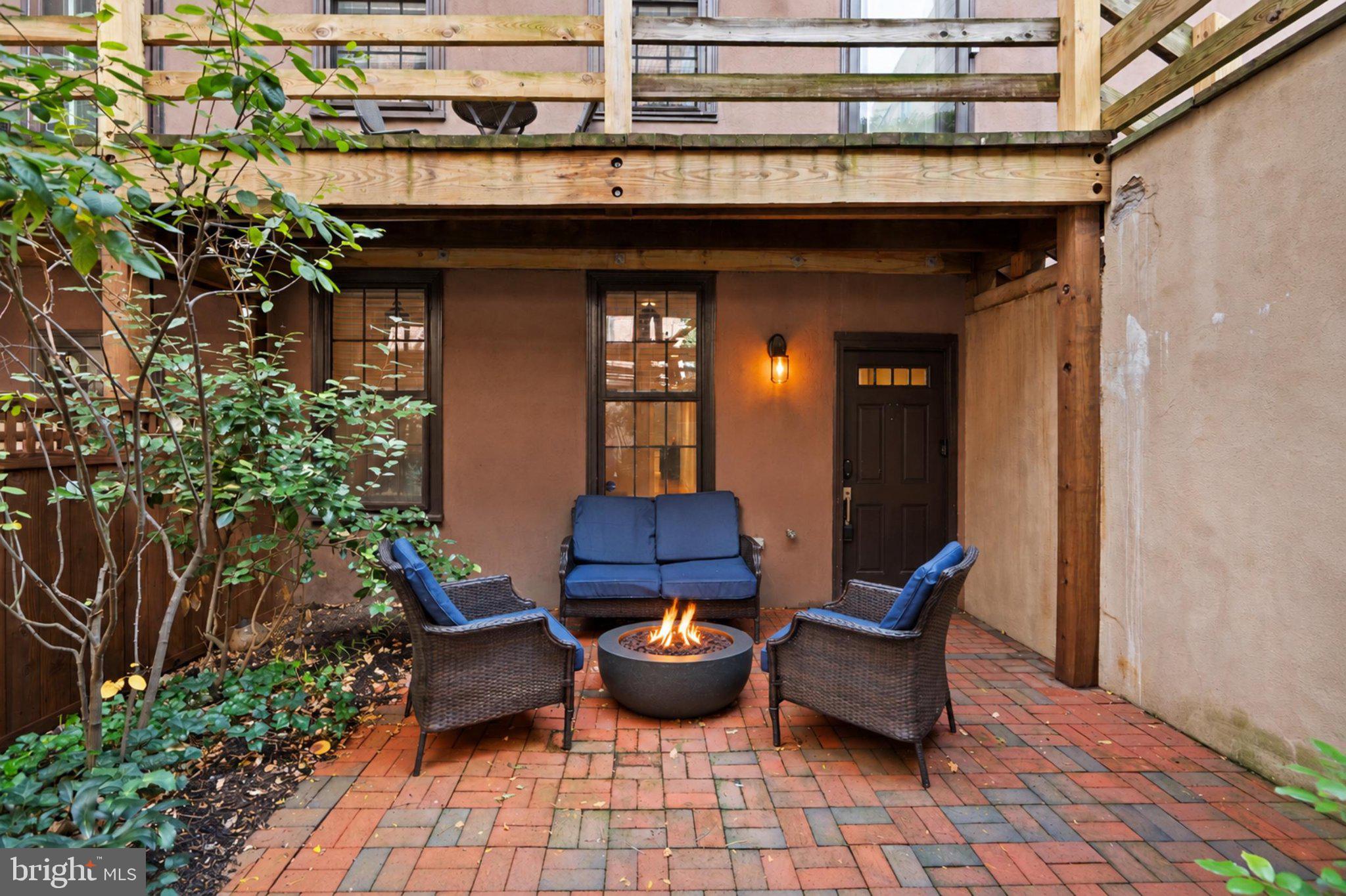 301 RACE STREET C007