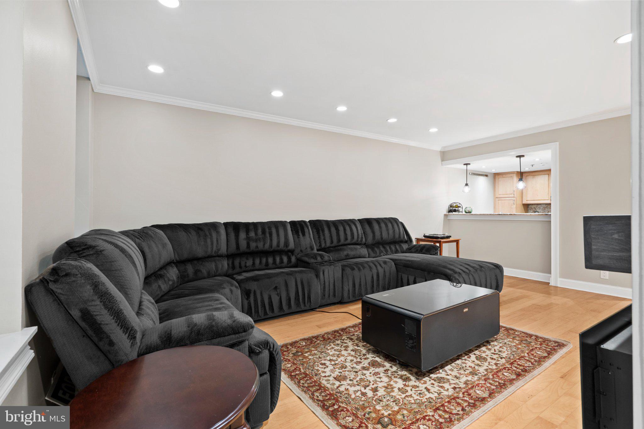 301 RACE STREET C007