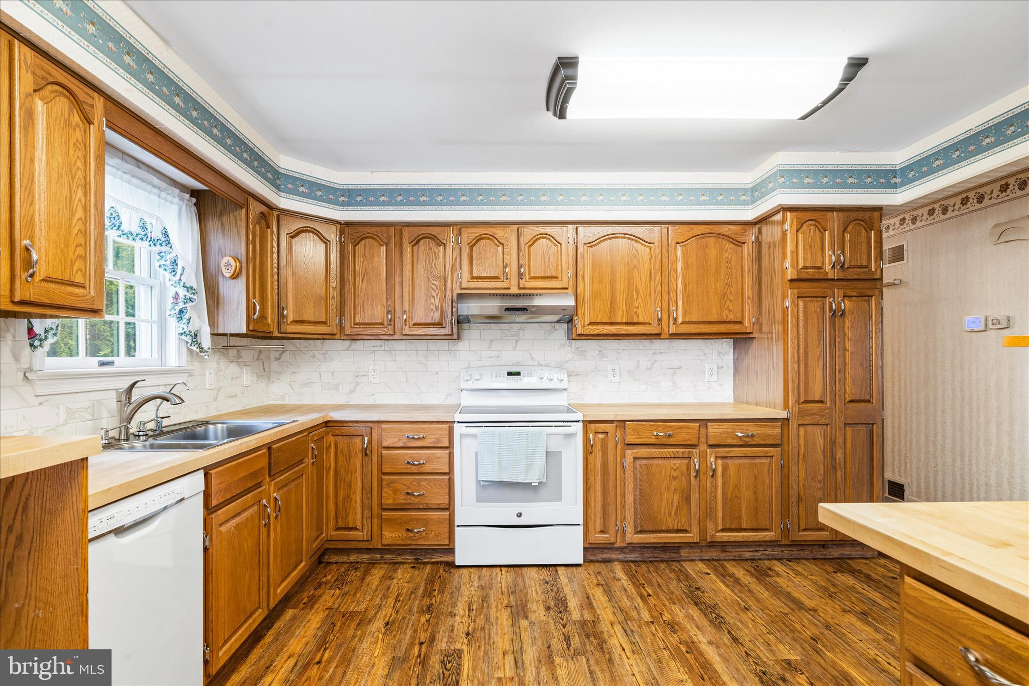 STEWARTSTOWN - Residential
