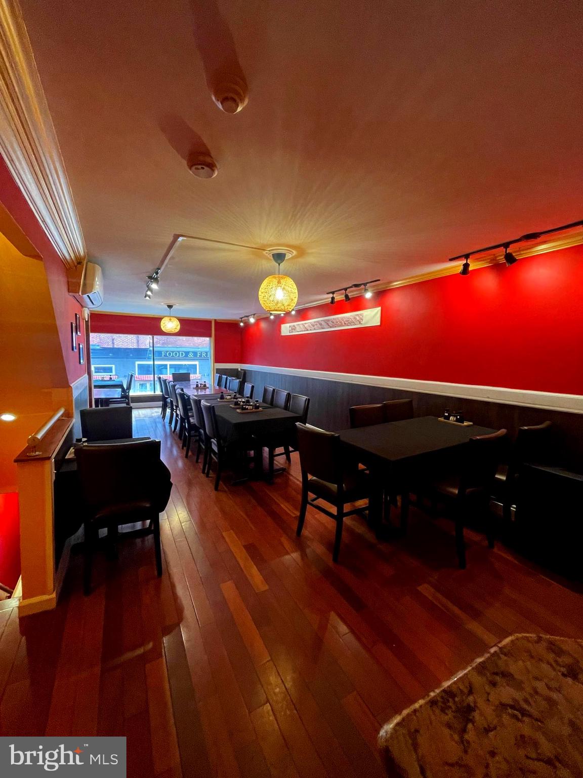 RITTENHOUSE SQUARE - Commercial Sale