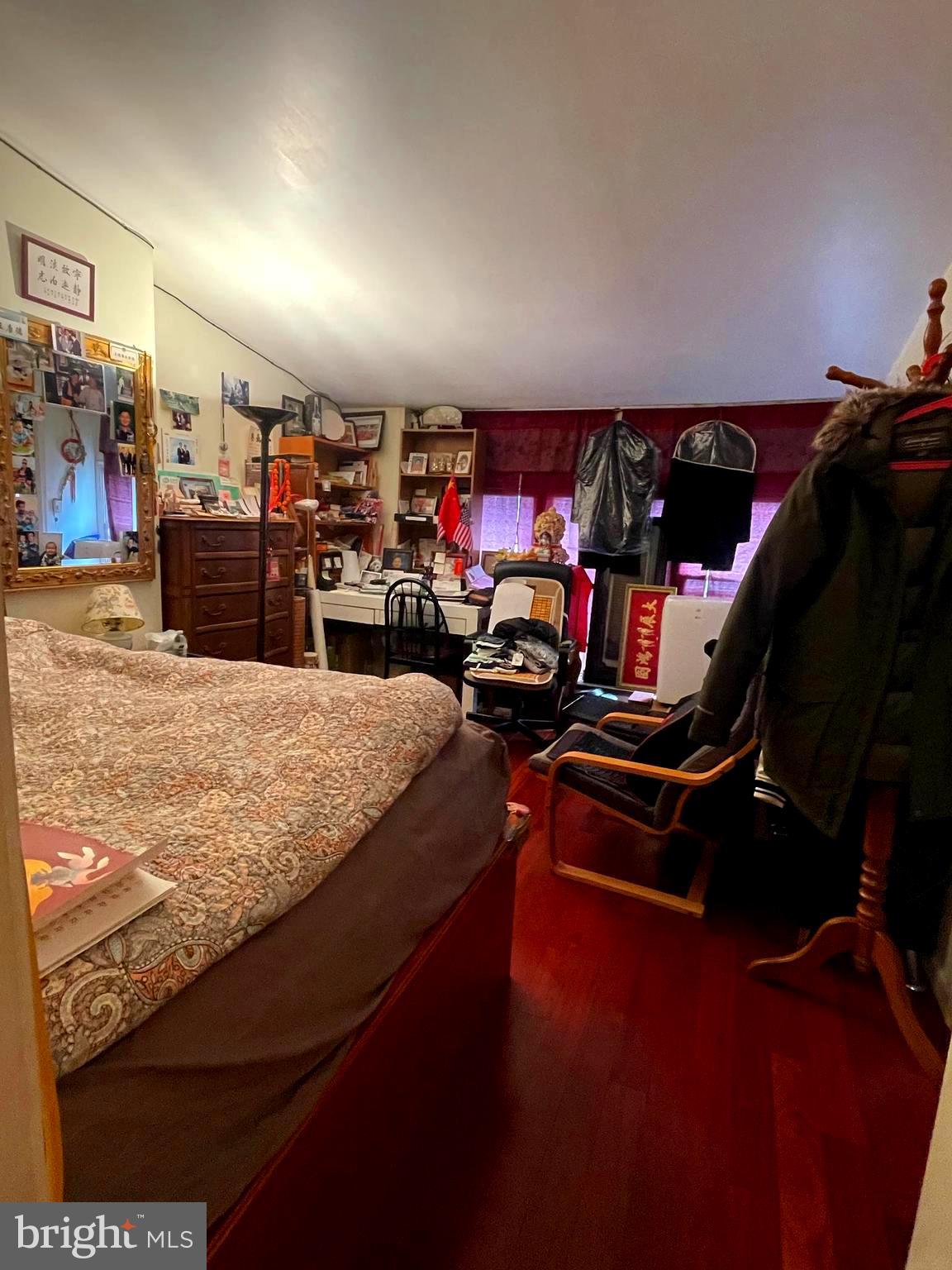 RITTENHOUSE SQUARE - Commercial Sale