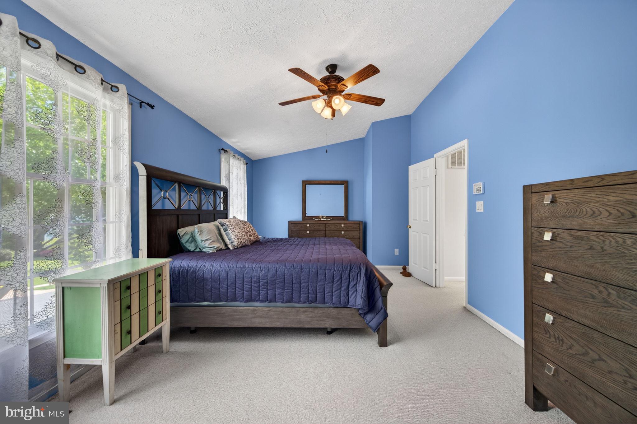 FOREST LAKES - Residential