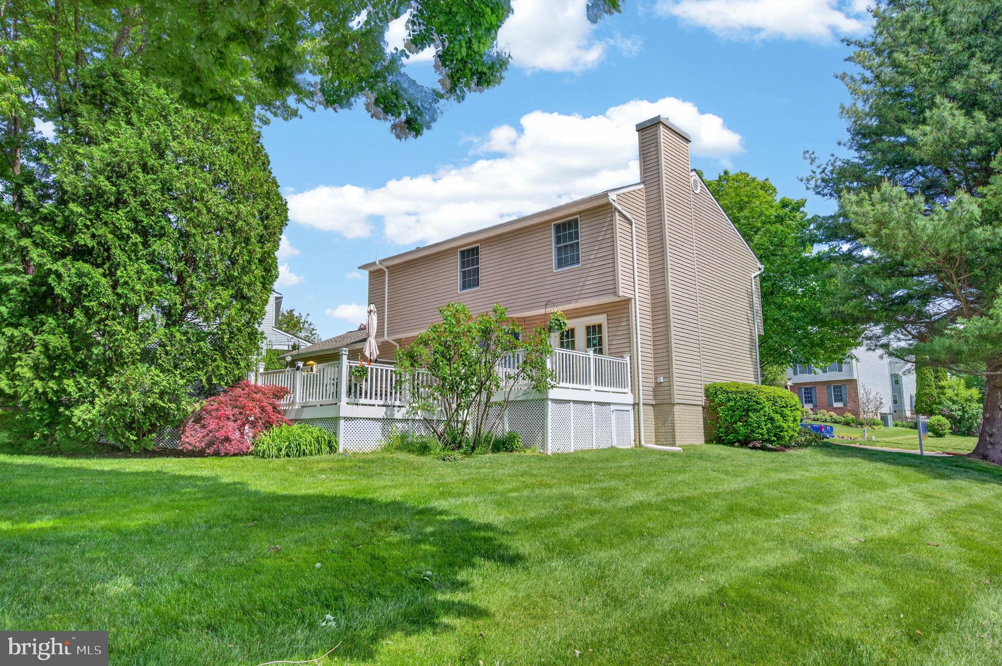 FOREST LAKES - Residential