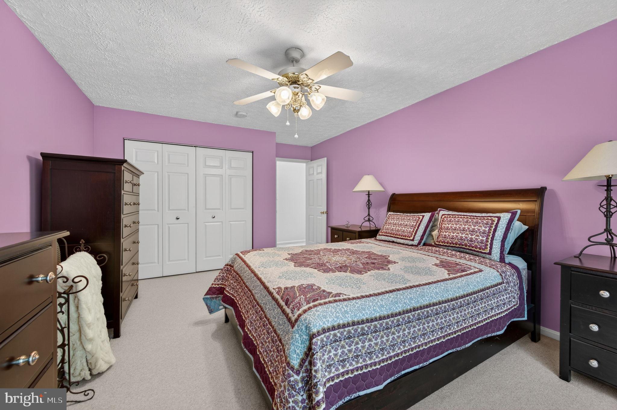 FOREST LAKES - Residential