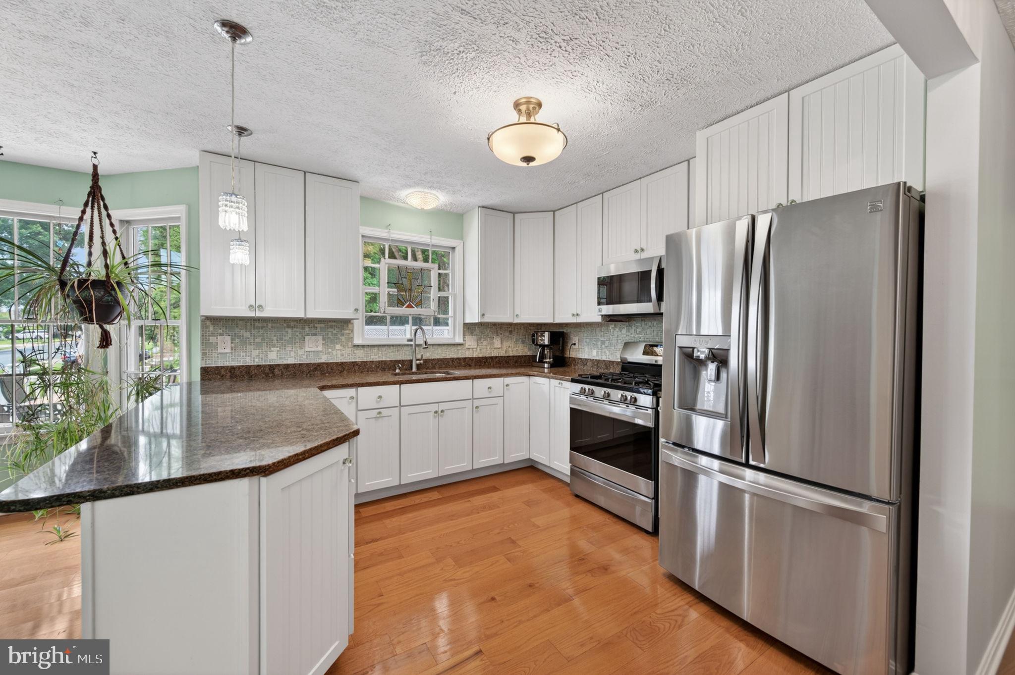 FOREST LAKES - Residential