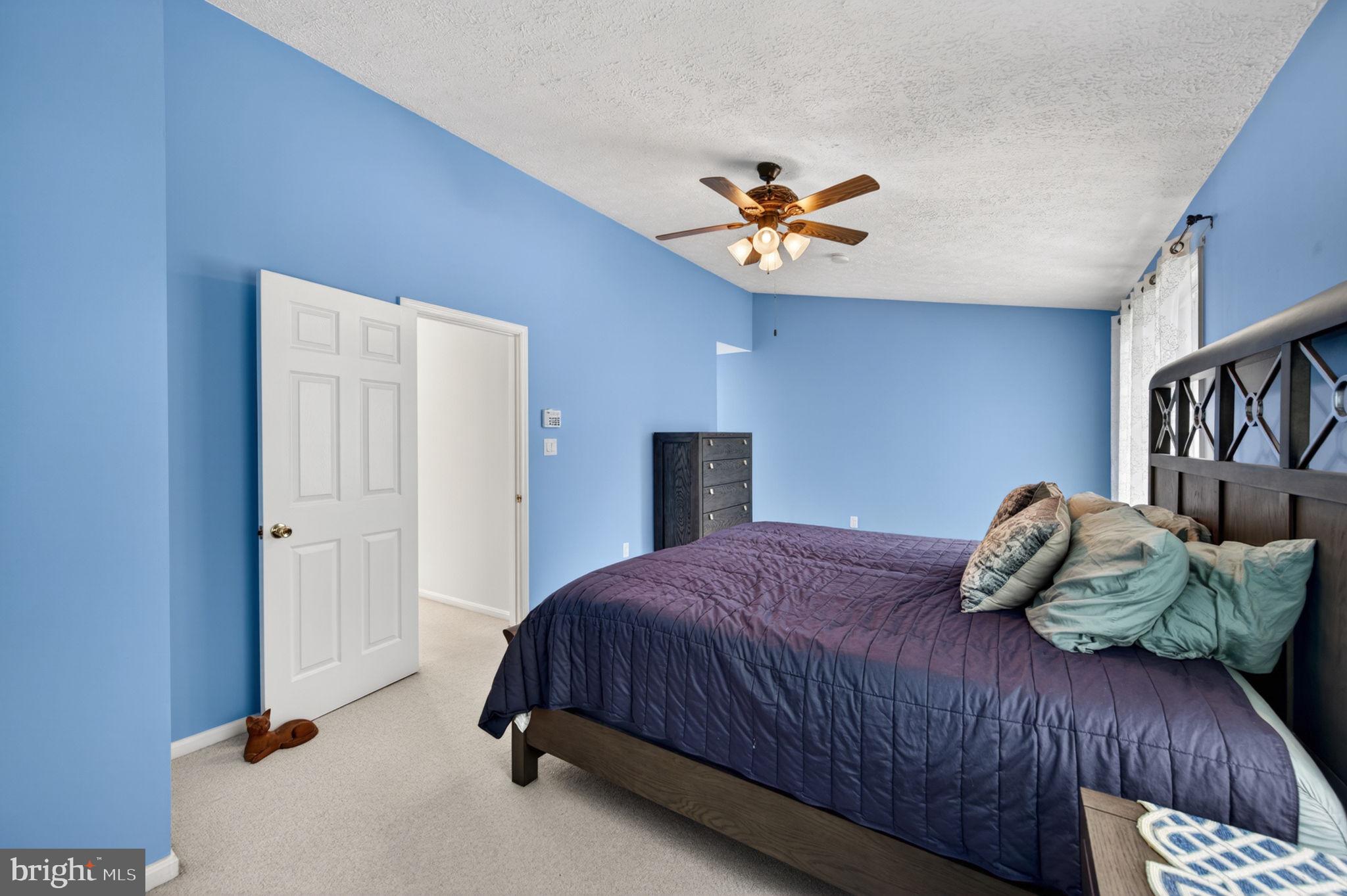 FOREST LAKES - Residential