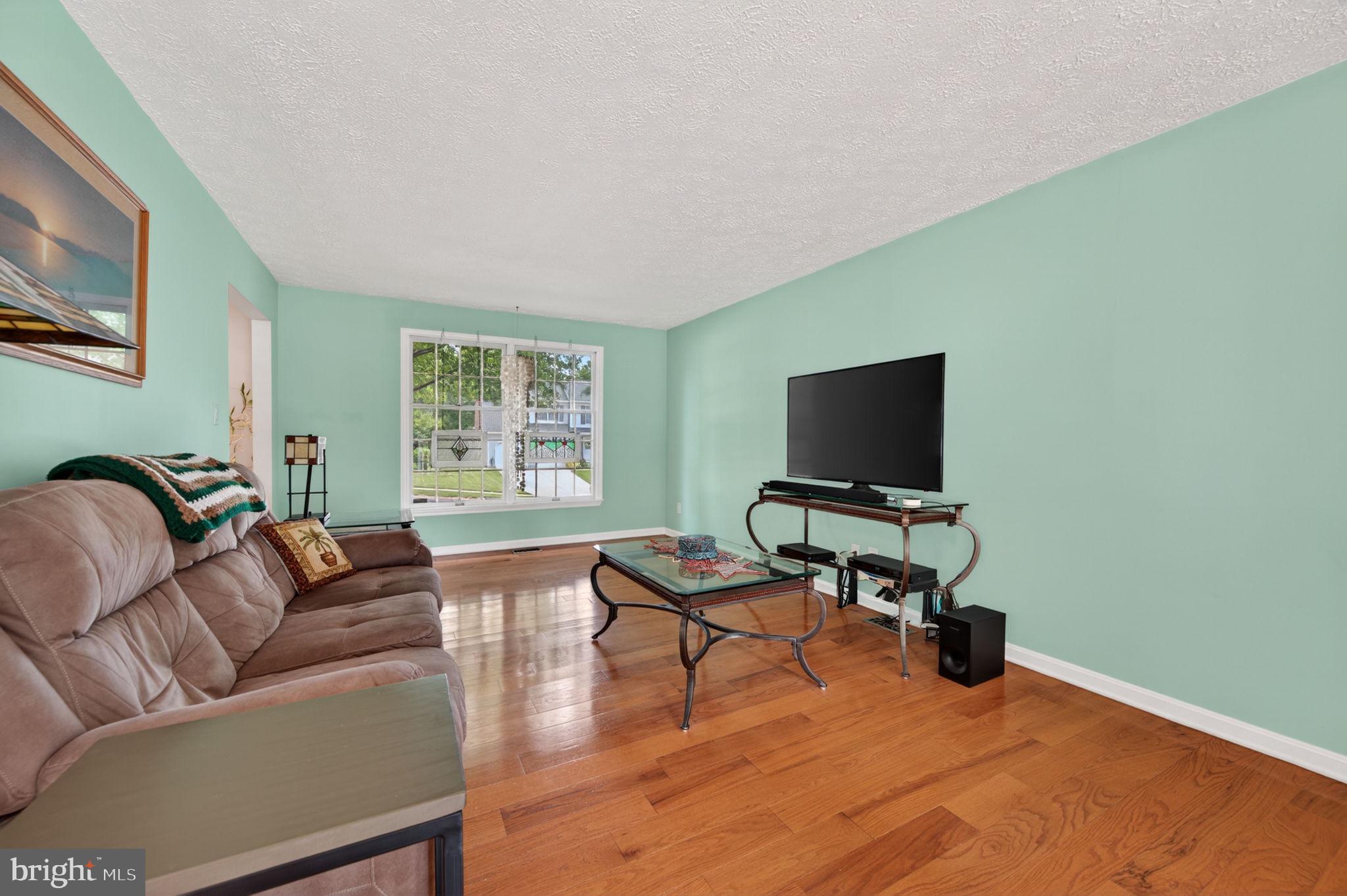 FOREST LAKES - Residential