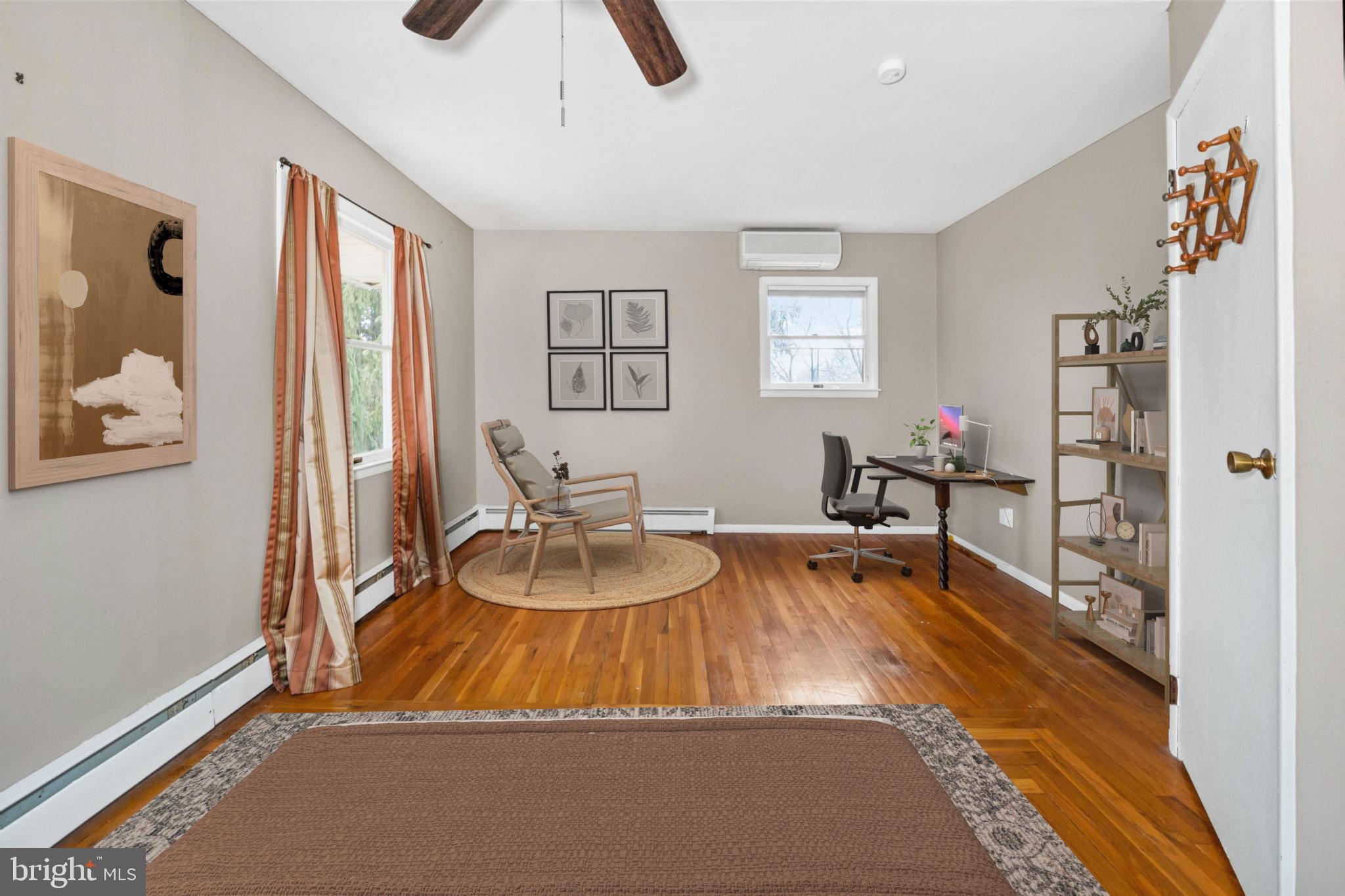 SUNNYSIDE ACRES - Residential