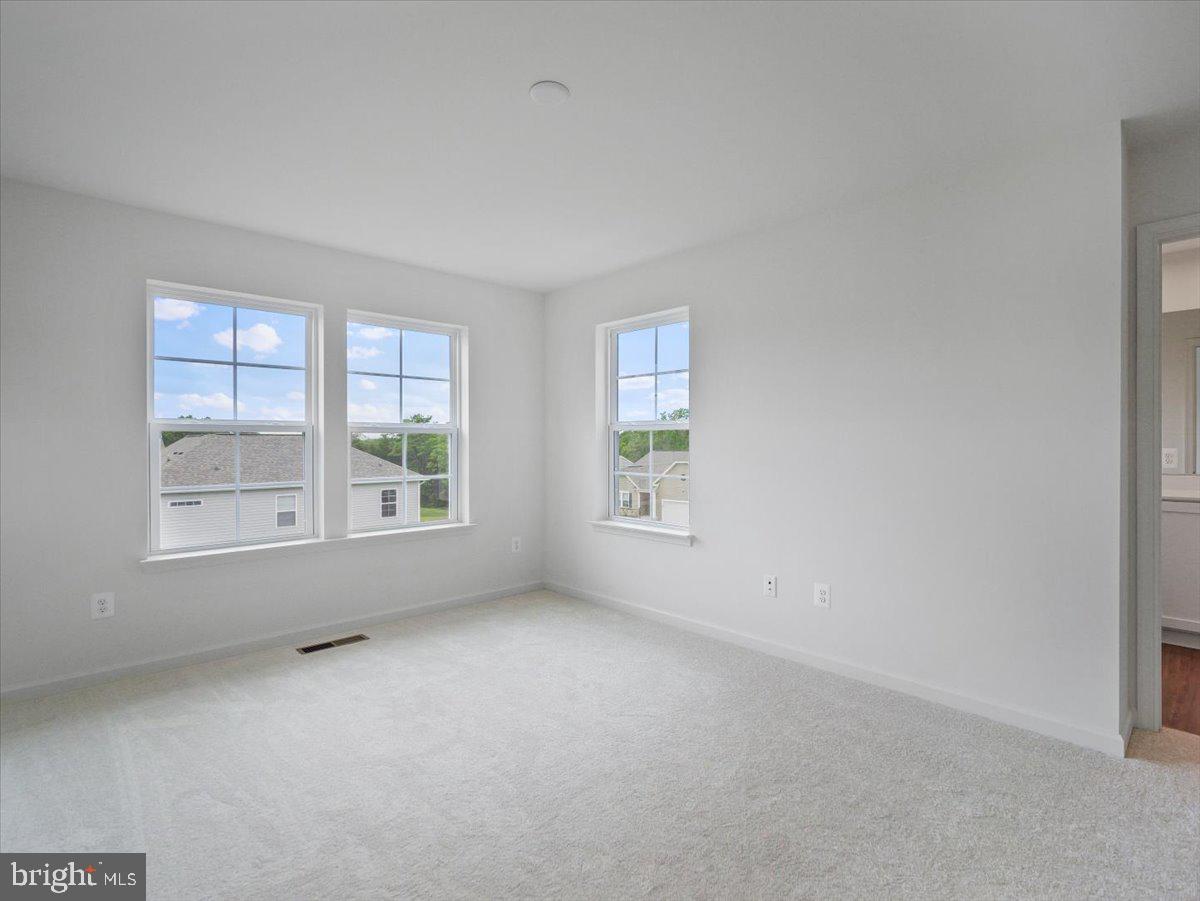 OVERLOOK AT RIVERSIDE TOWNHOMES - Residential Lease