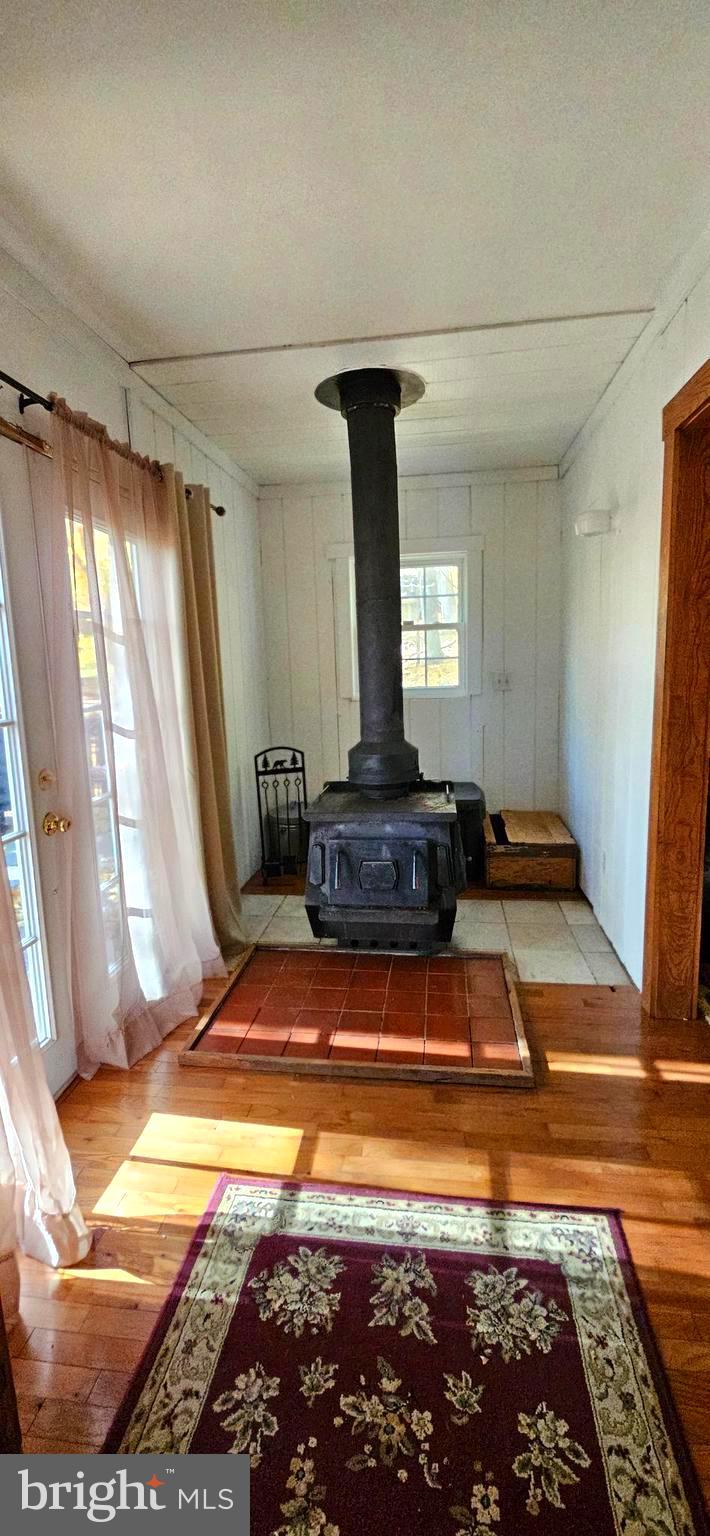 COOLFONT MOUNTAINSIDE - Residential Lease