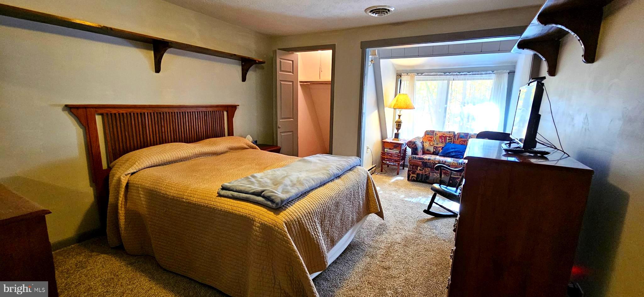 COOLFONT MOUNTAINSIDE - Residential Lease