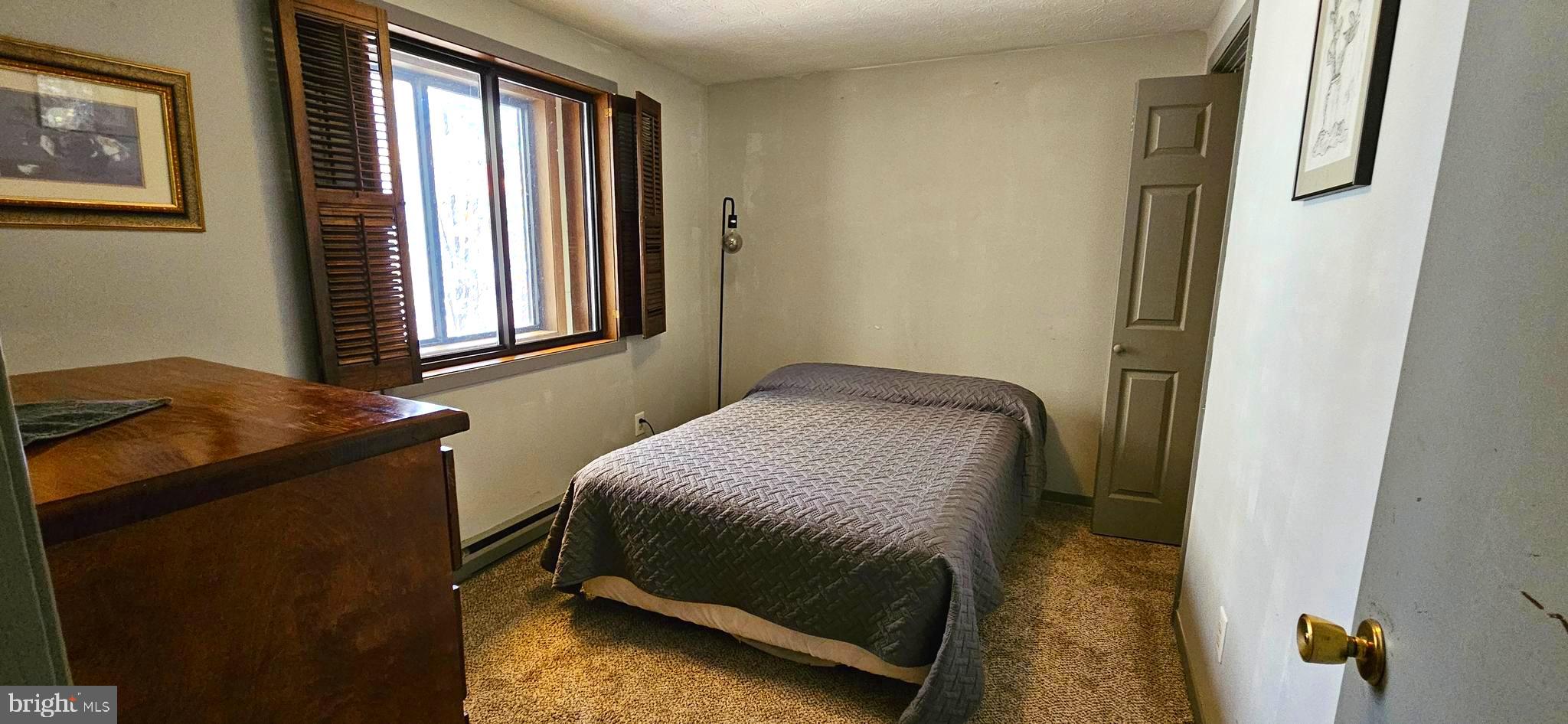 COOLFONT MOUNTAINSIDE - Residential Lease