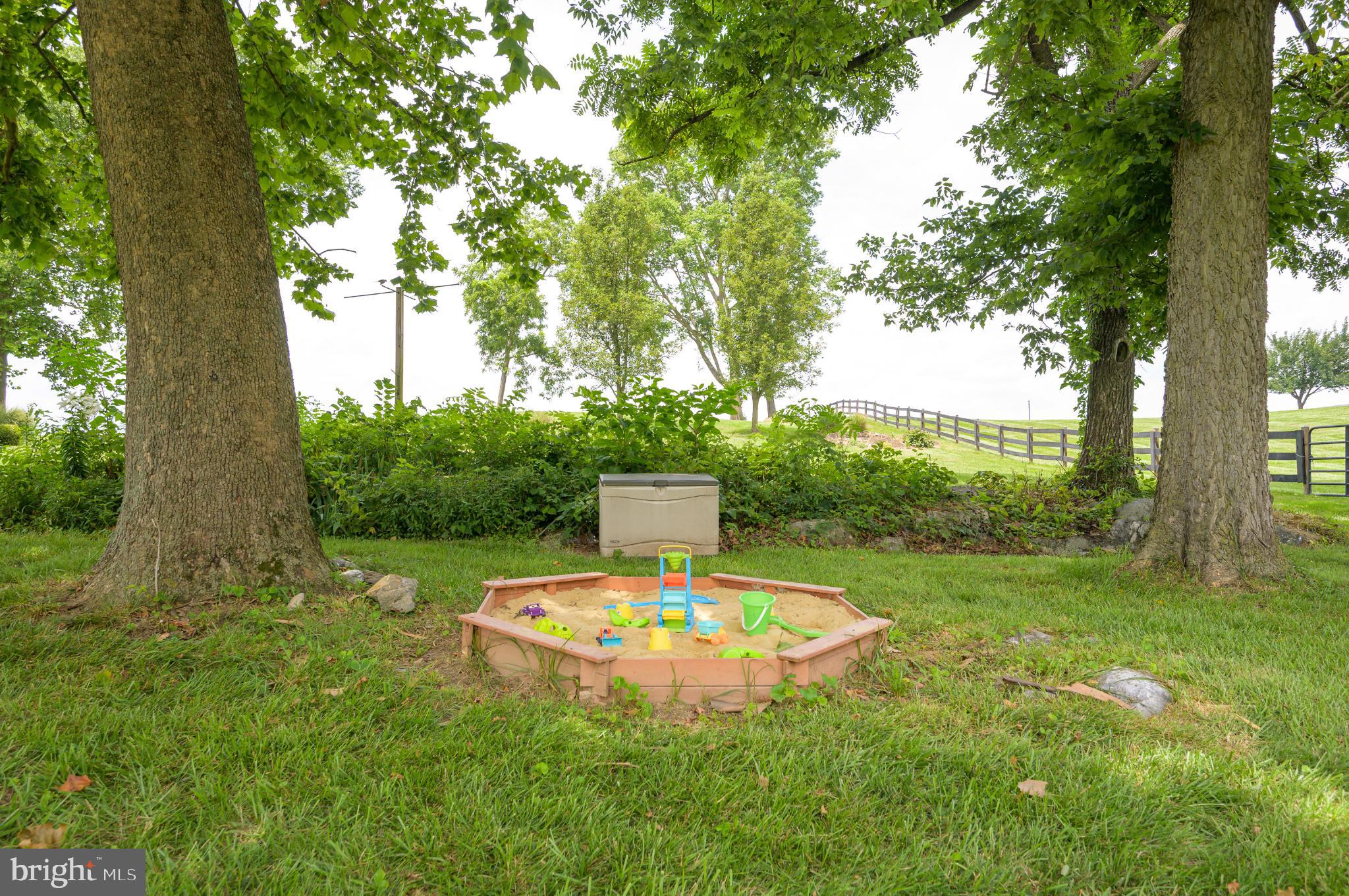 VANCLEVES - Residential