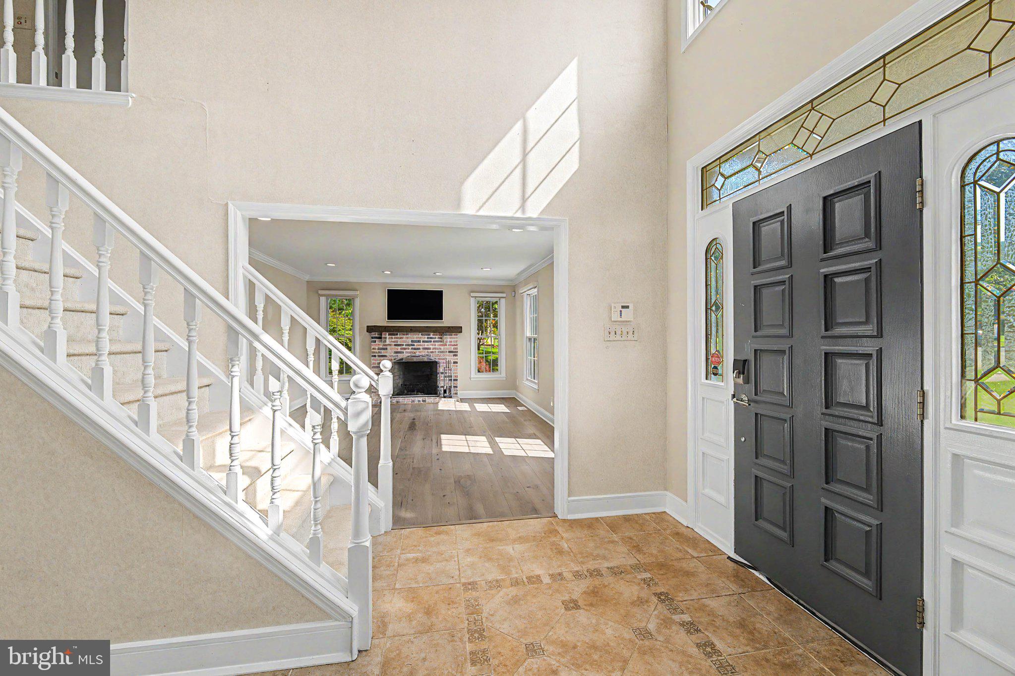 7 HERITAGE DRIVE