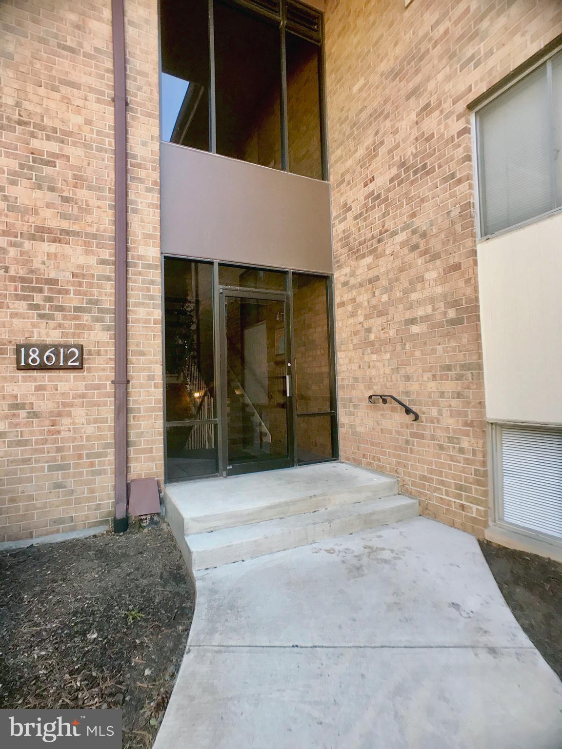 NORMANDIE ON THE LAKE I - Residential