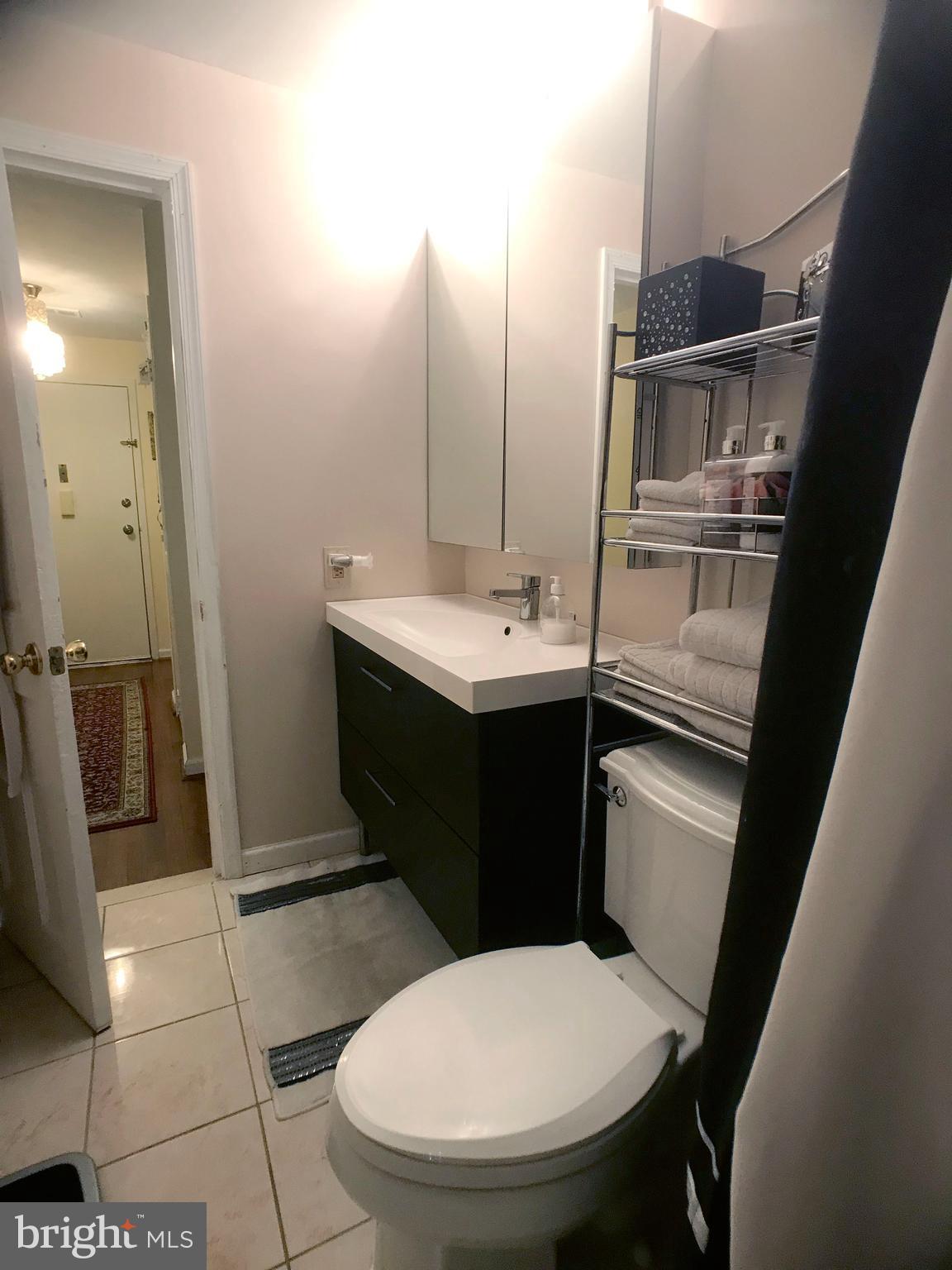 NORMANDIE ON THE LAKE I - Residential