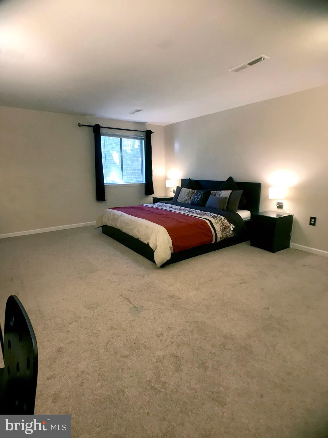 NORMANDIE ON THE LAKE I - Residential