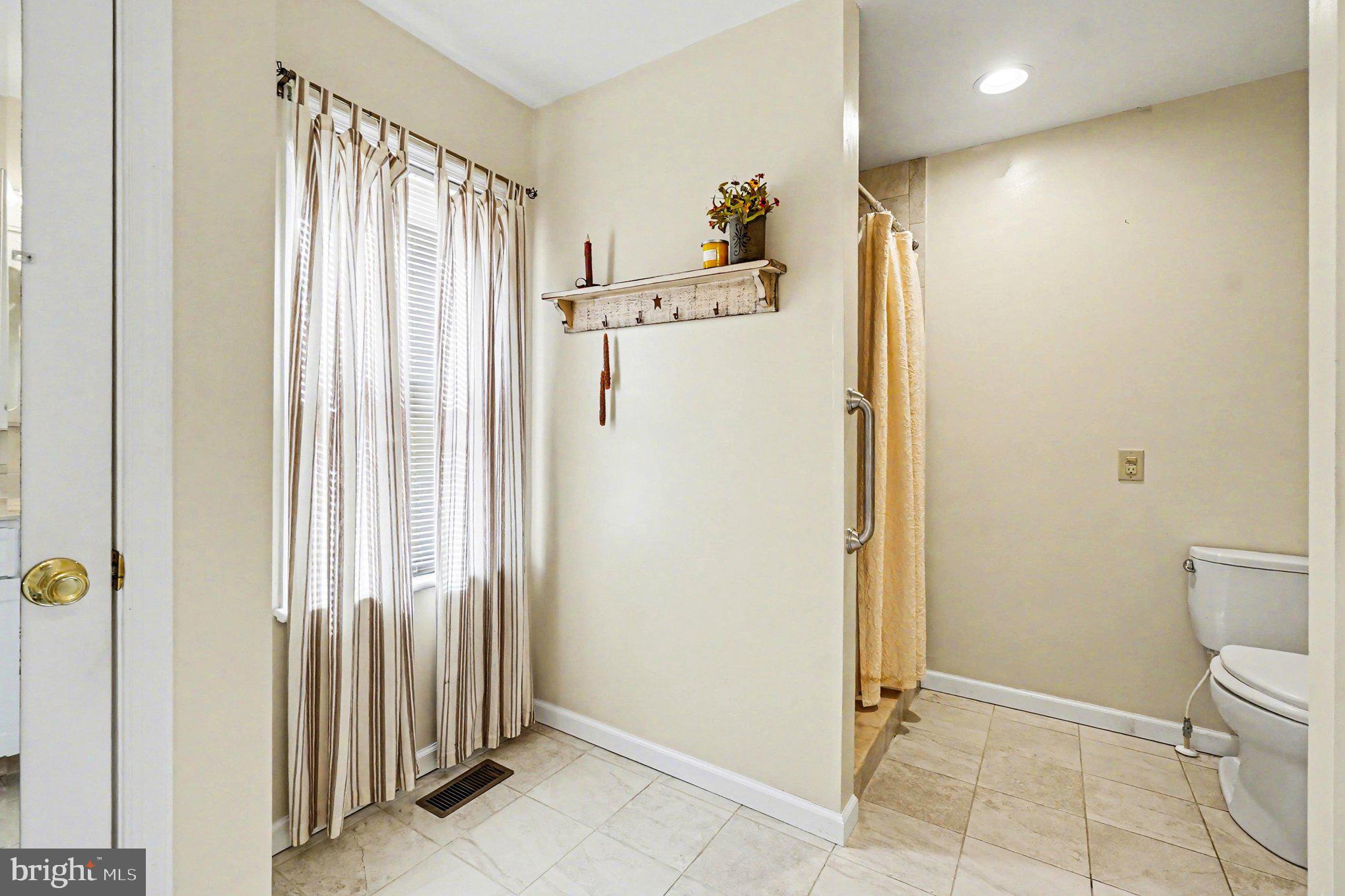 NORMIRA - Residential