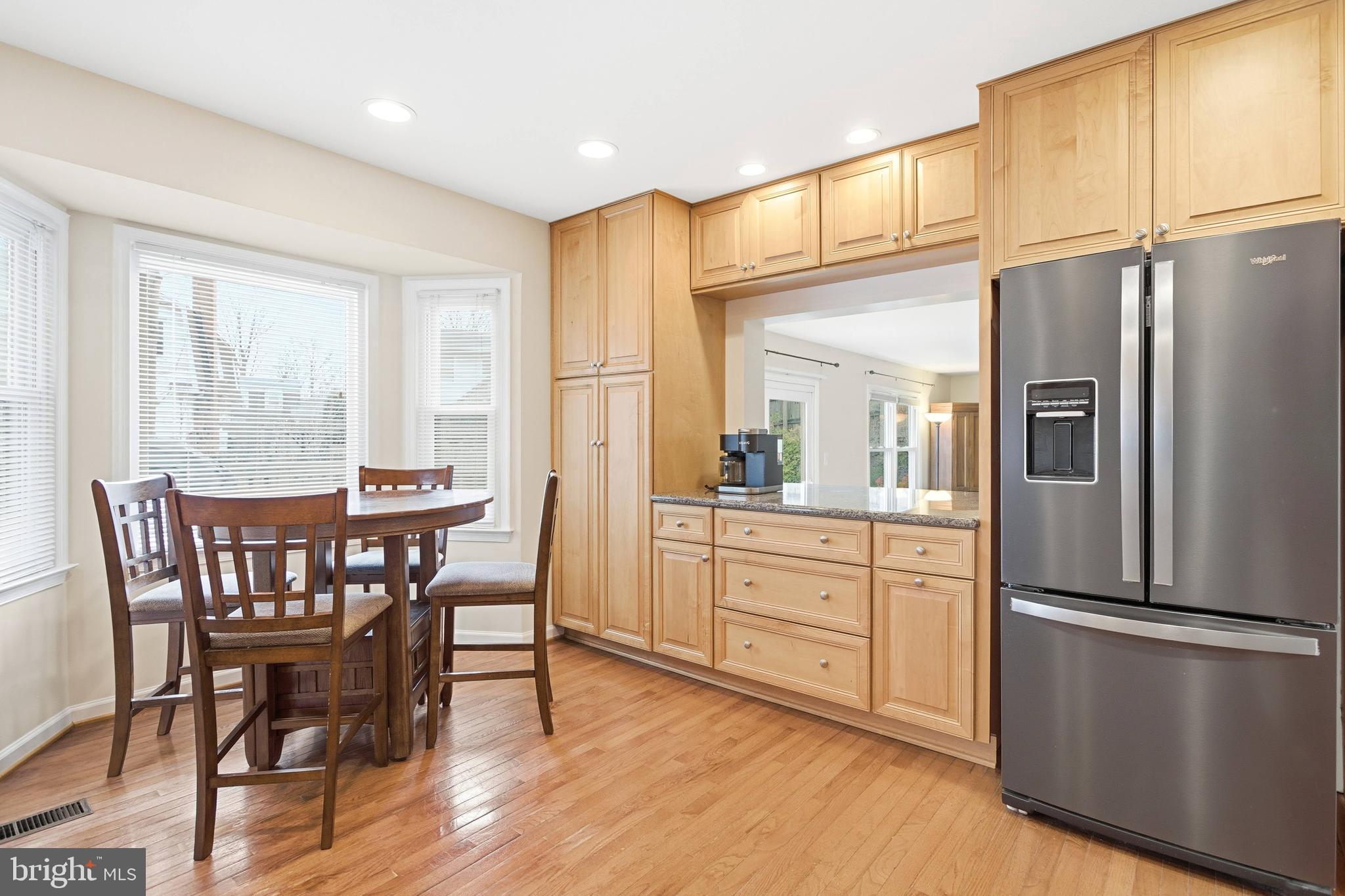 LONGWOOD KNOLLS - Residential