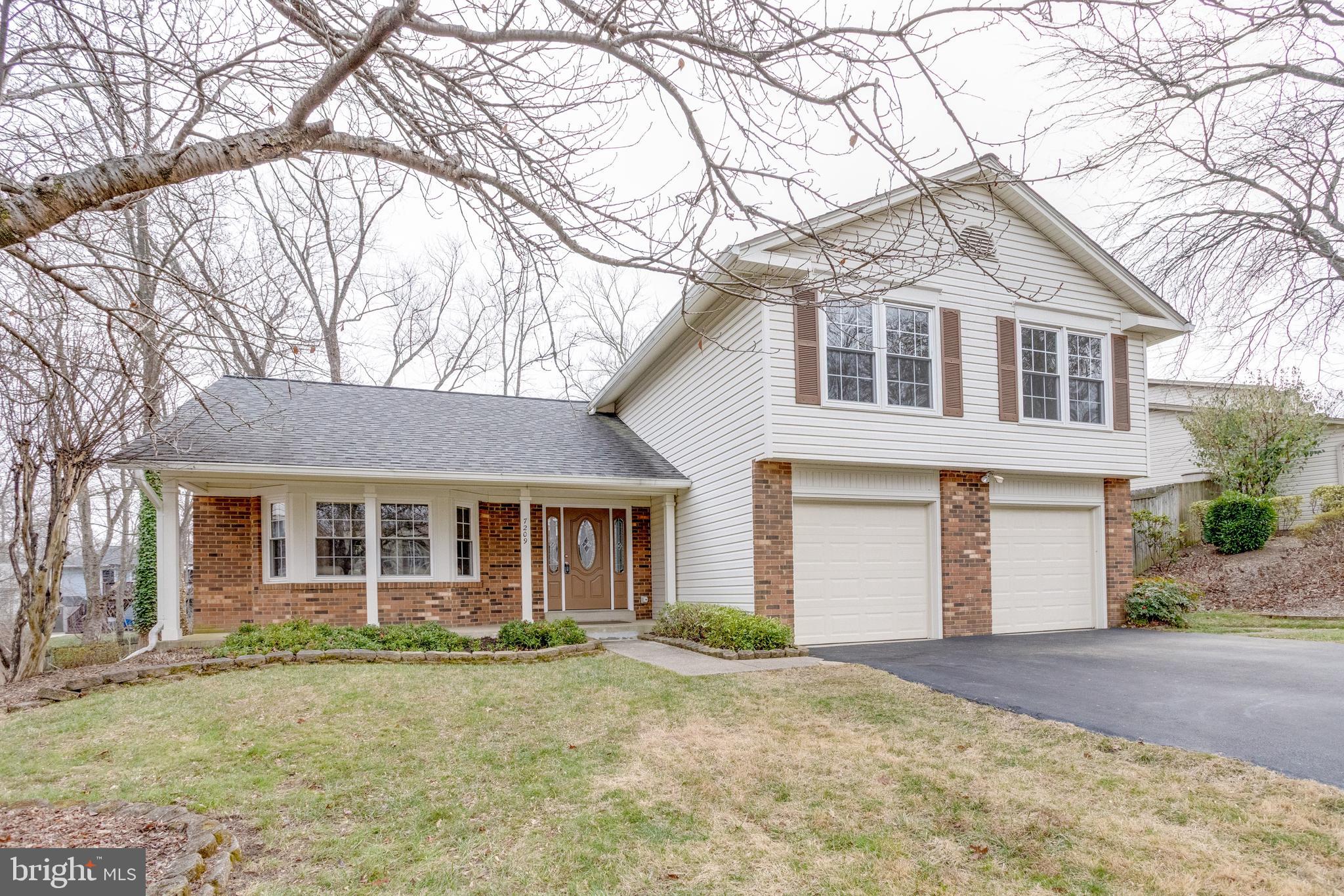 LONGWOOD KNOLLS - Residential