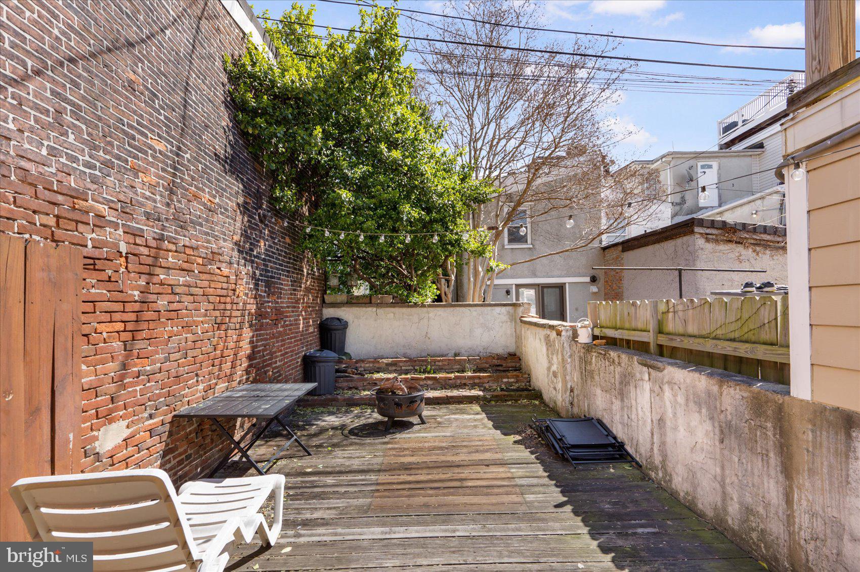 FELLS POINT HISTORIC DISTRICT - Residential