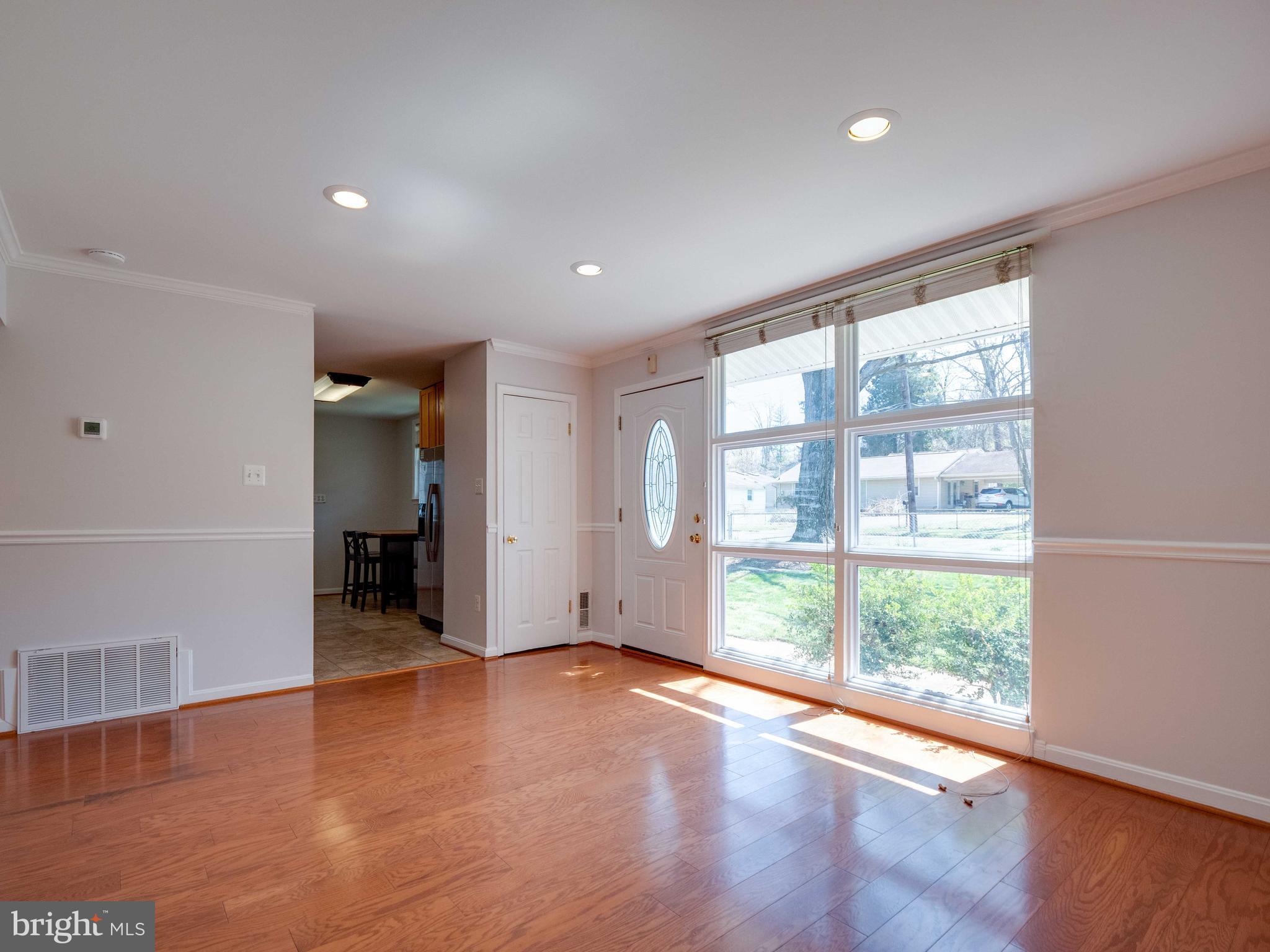 BURGUNDY MANOR - Residential