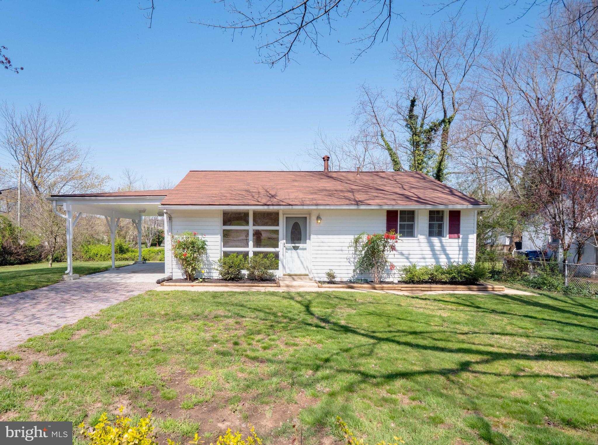 BURGUNDY MANOR - Residential