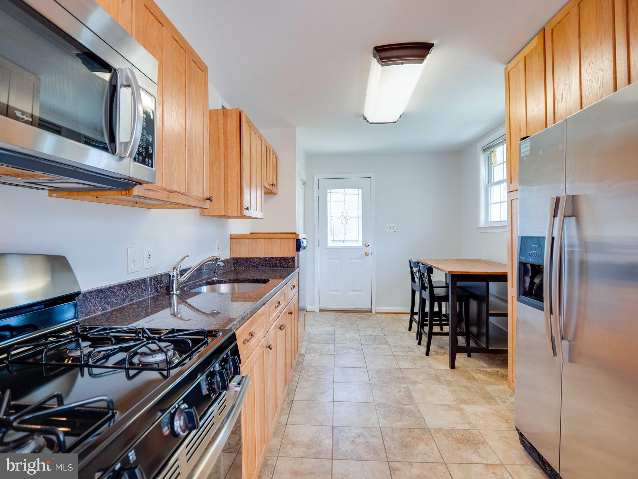 BURGUNDY MANOR - Residential