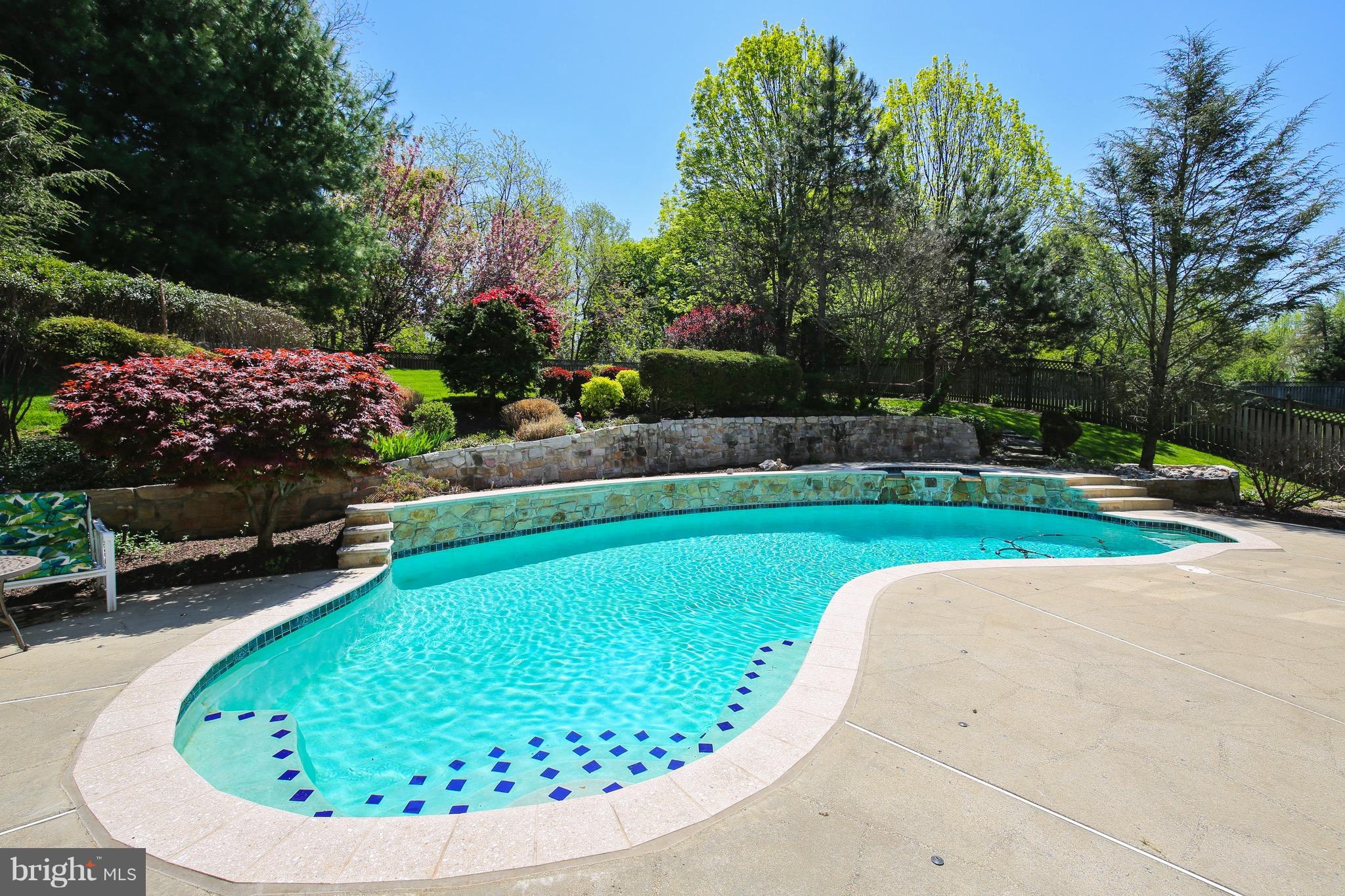 SMALLS NURSERY - Residential