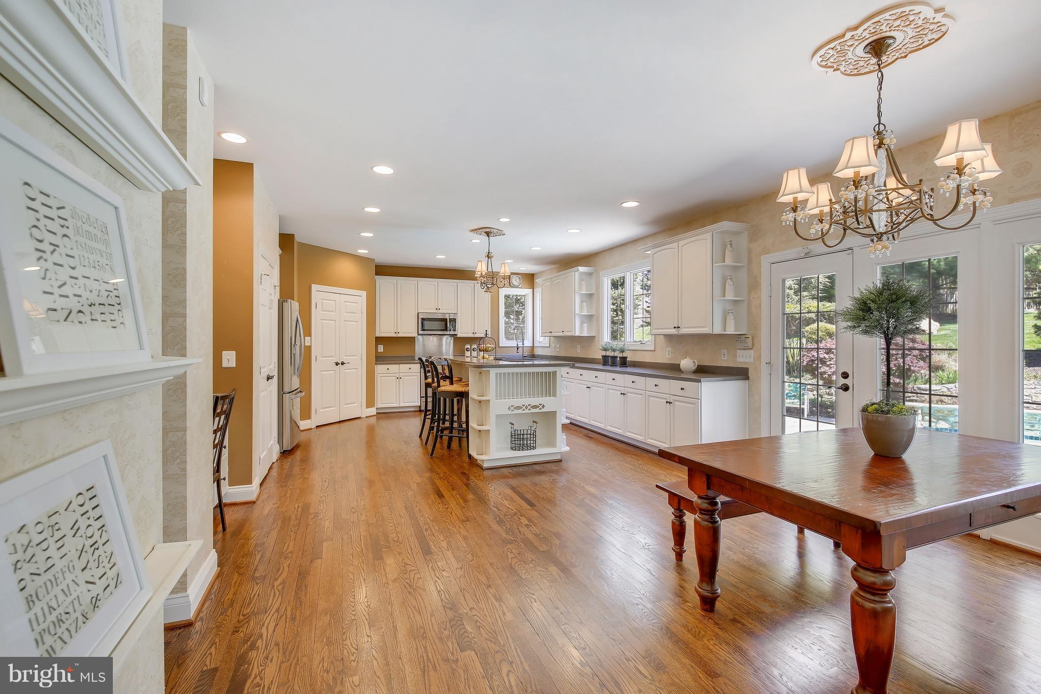 SMALLS NURSERY - Residential