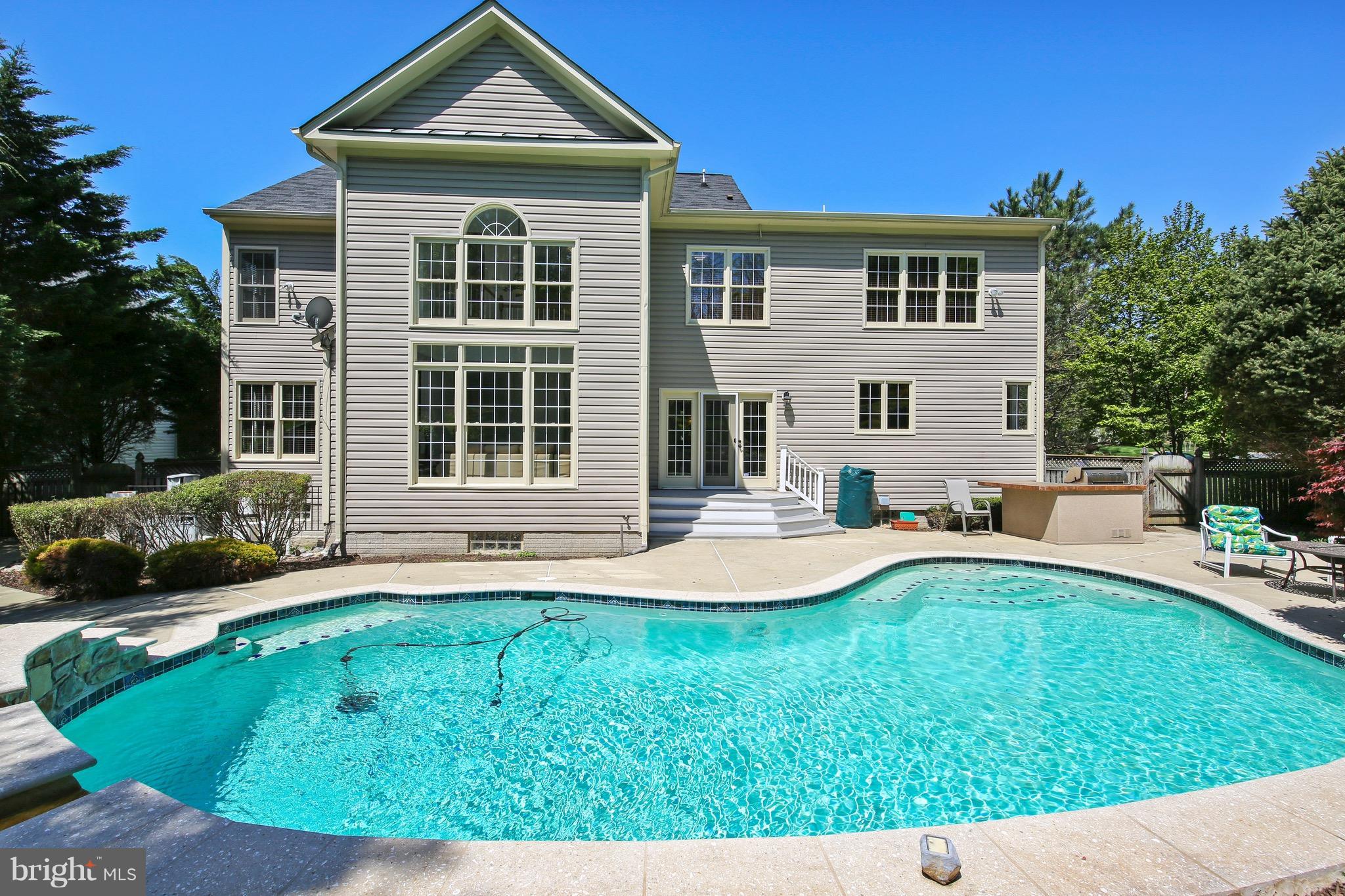 SMALLS NURSERY - Residential