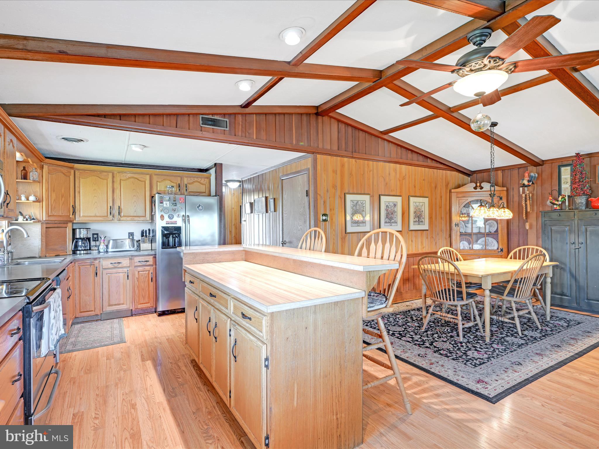 LAKE WYNONAH - Residential