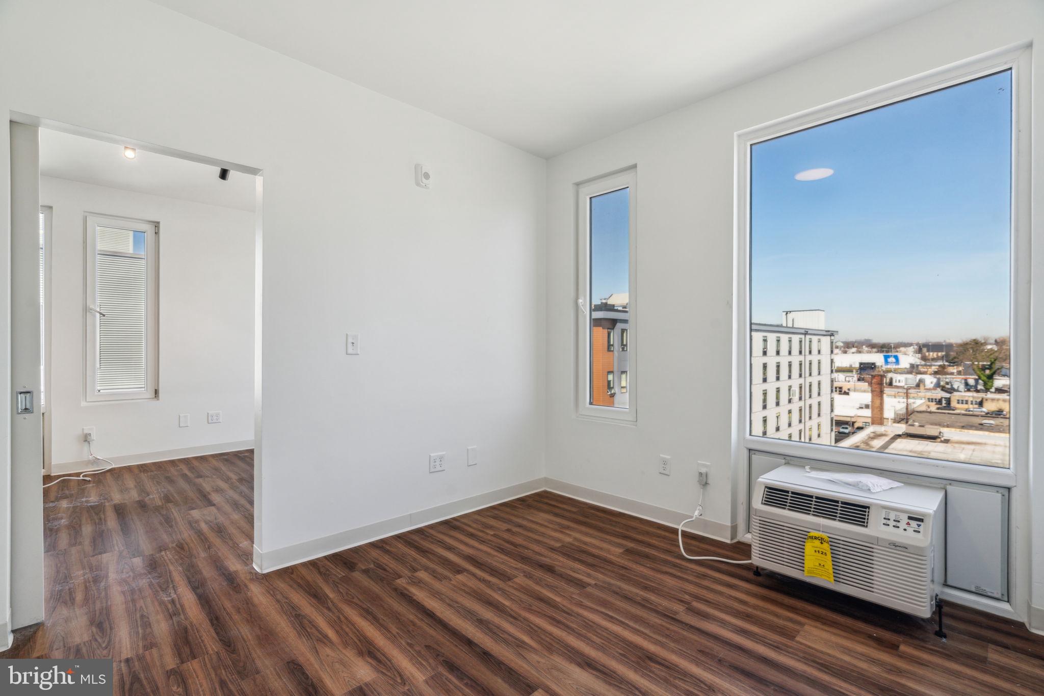 UNIVERSITY CITY - Residential Lease