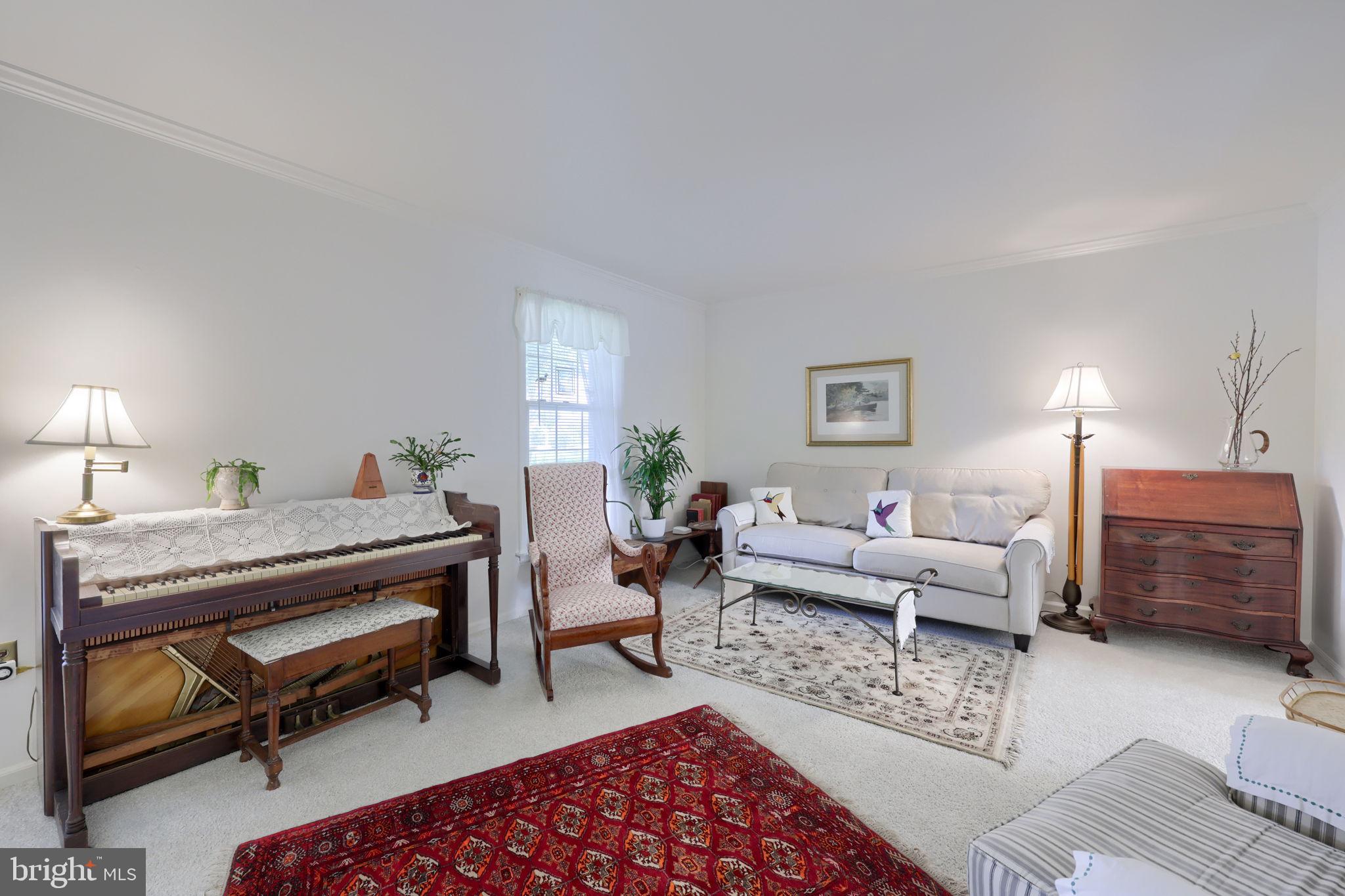 584 LAUREL LANE