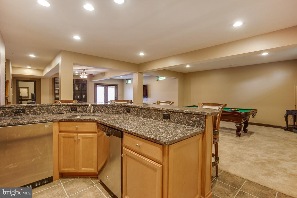 OAK CREEK - Residential