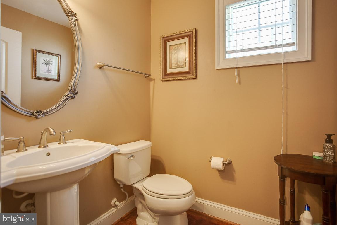 OAK CREEK - Residential