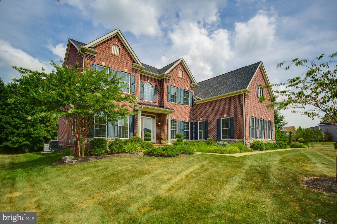 OAK CREEK - Residential