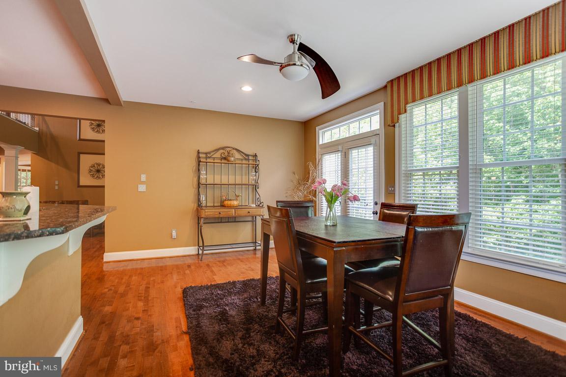 OAK CREEK - Residential