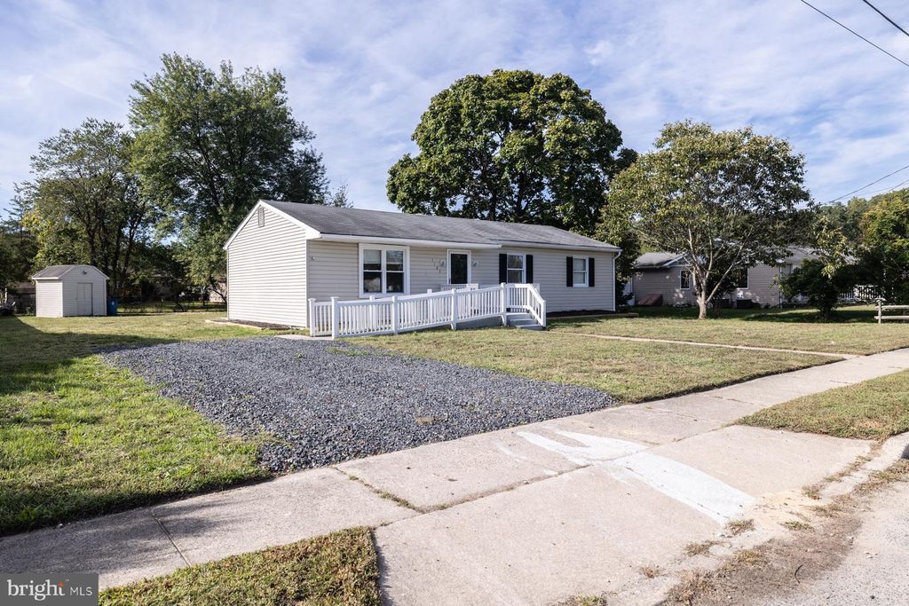 Photo of 1183 Middle Avenue, WATERFORD WORKS, NJ 08089 (MLS # NJCD2103438)