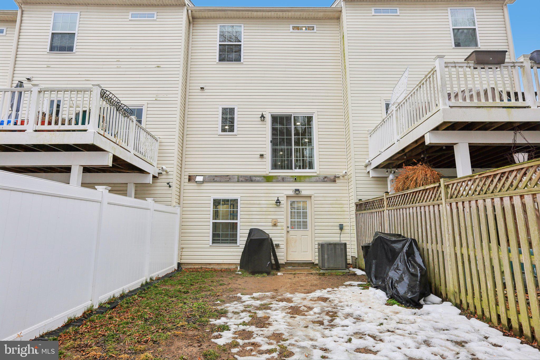 THE POINTE AT TANYARD SPRINGS - Residential