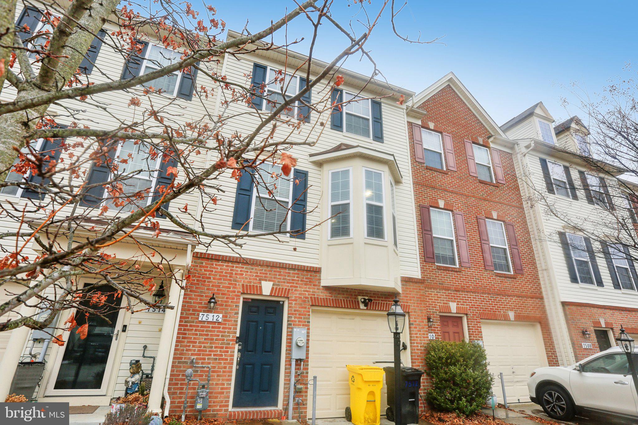 THE POINTE AT TANYARD SPRINGS - Residential