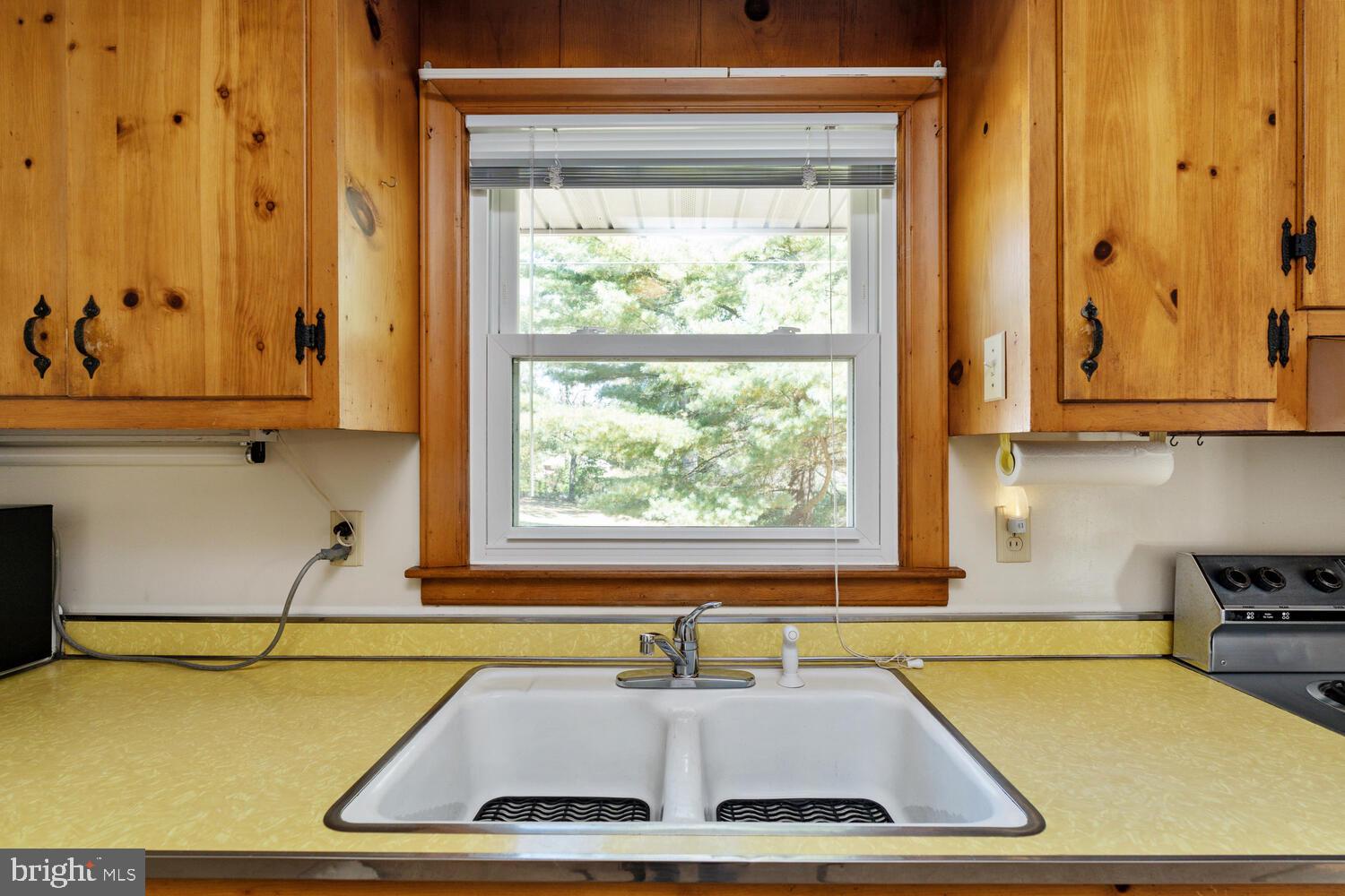 HOLLY OAKS - Residential