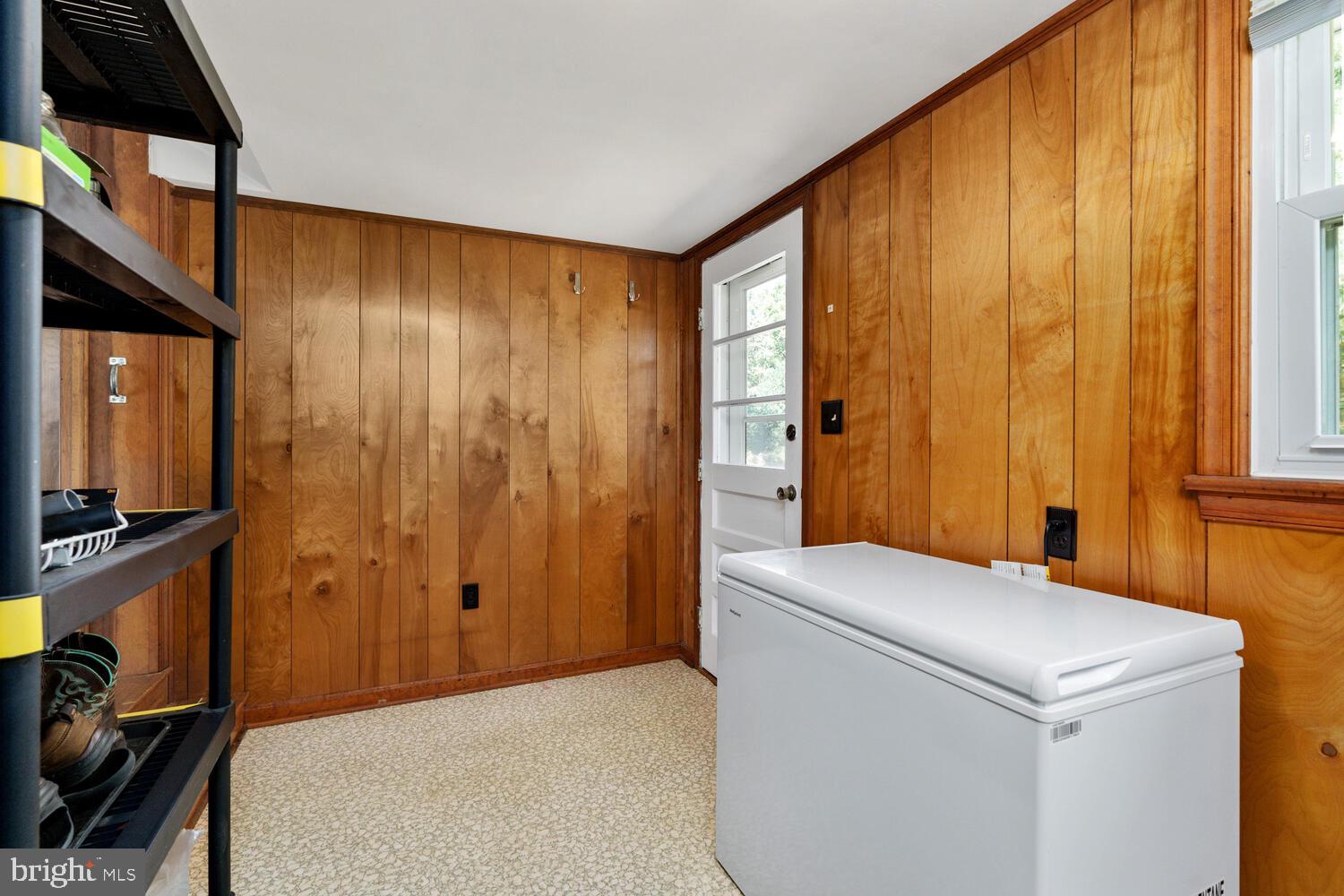 HOLLY OAKS - Residential