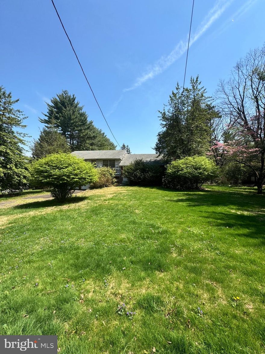 CALLING ALL INVESTORS AND VISIONARIES! This 3-BEDROOM, 2-BATH home is located in the highly sought-after Lower Makefield Township, within the top-rated Pennsbury School District. Nestled in the welcoming Sunny Knolls neighborhood, this property offers a RARE OPPORTUNITY in a PRIME LOCATION. Surrounded by well-kept homes and great neighbors, this is an ideal spot whether you're looking to RENOVATE  or CREATE YOUR DREAM HOME. Don’t miss your chance to bring your vision to life in one of Yardley’s most desirable communities!