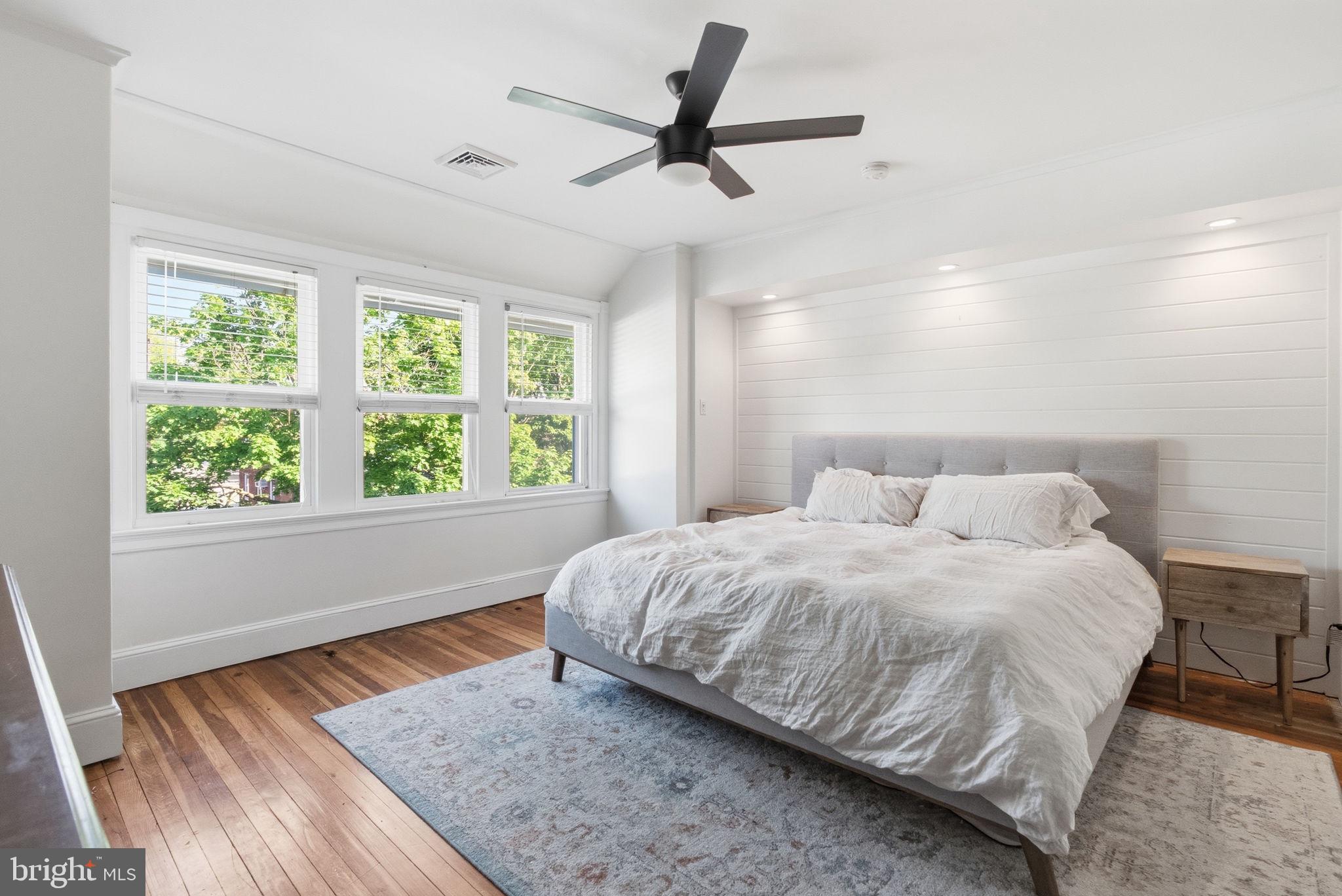 FOX CHASE - Residential
