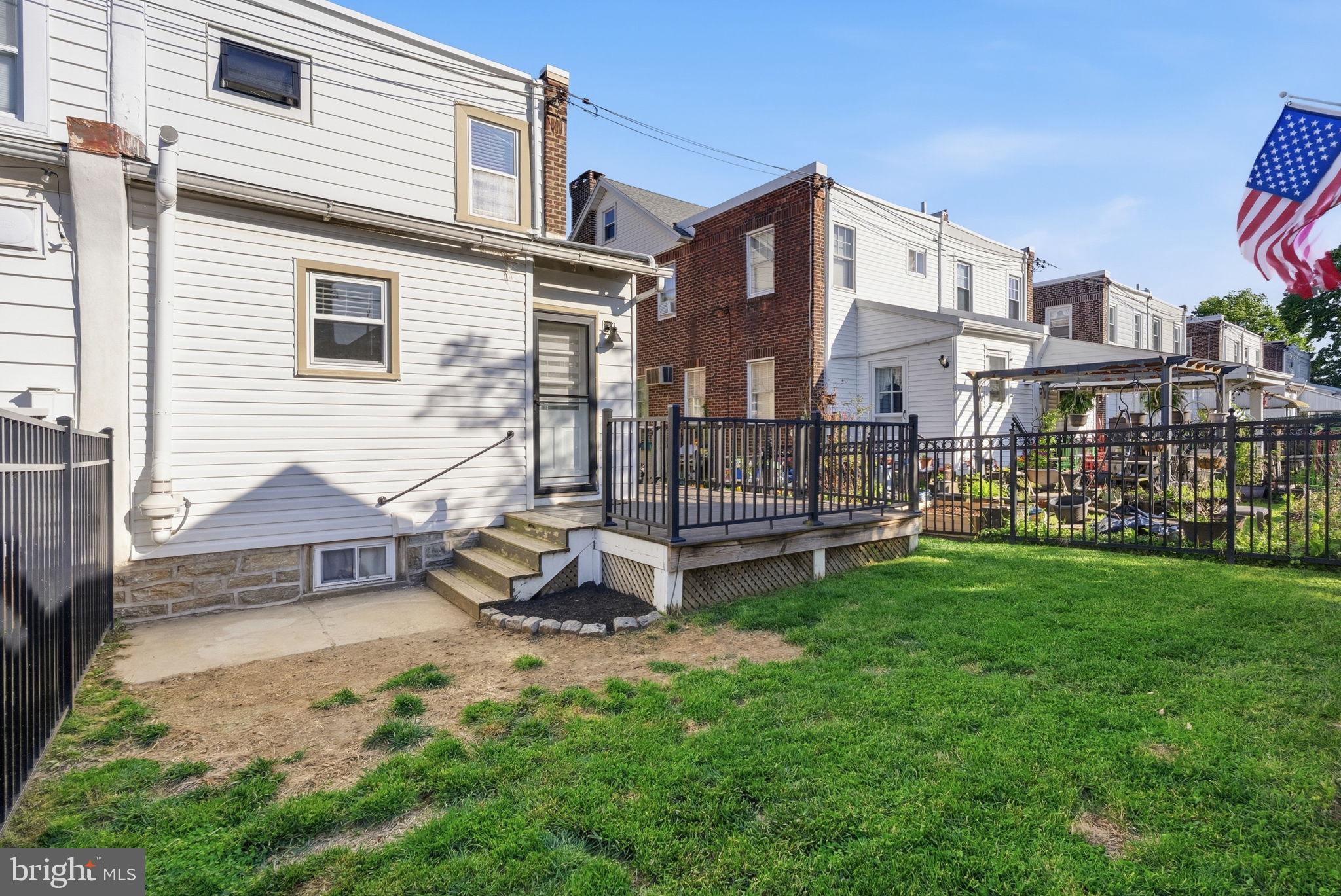 FOX CHASE - Residential